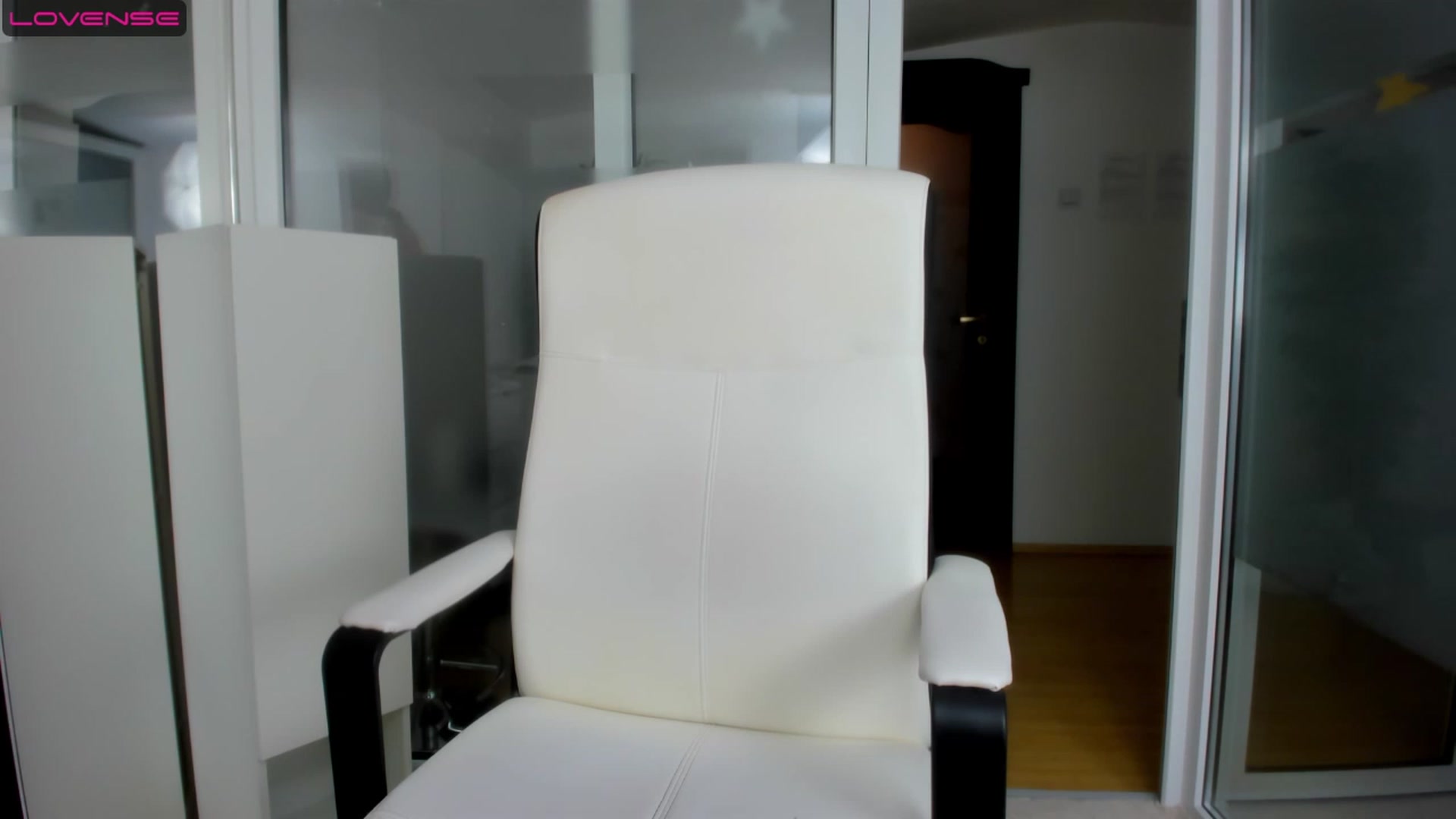 Gallery image thumbnail from Jelisse_J's myfreecams stream on, 06/14/2023, 09:38 image 14 of 20