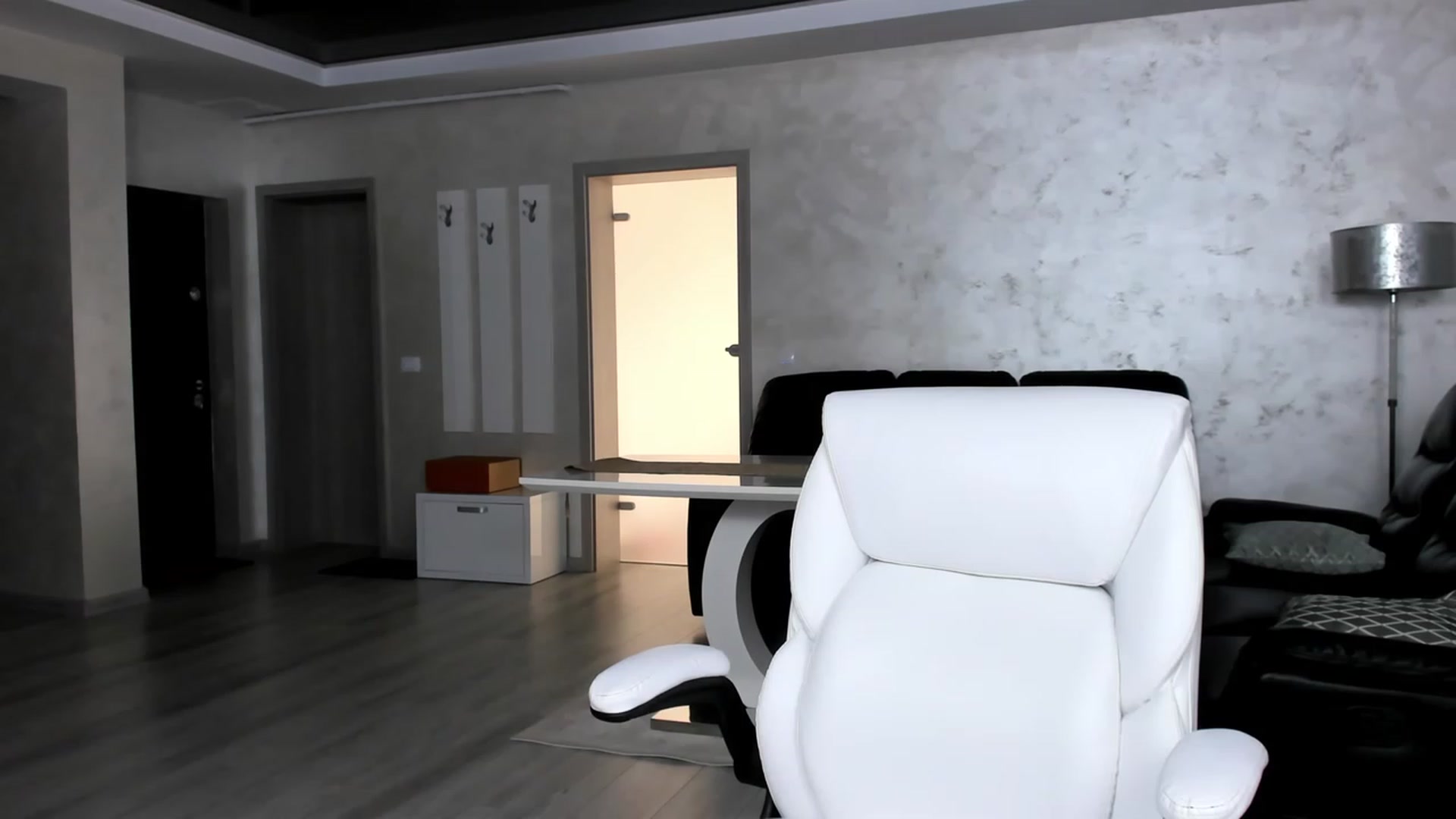 Gallery image thumbnail from Jelisse_J's myfreecams stream on, 11/10/2023, 09:35 image 6 of 20