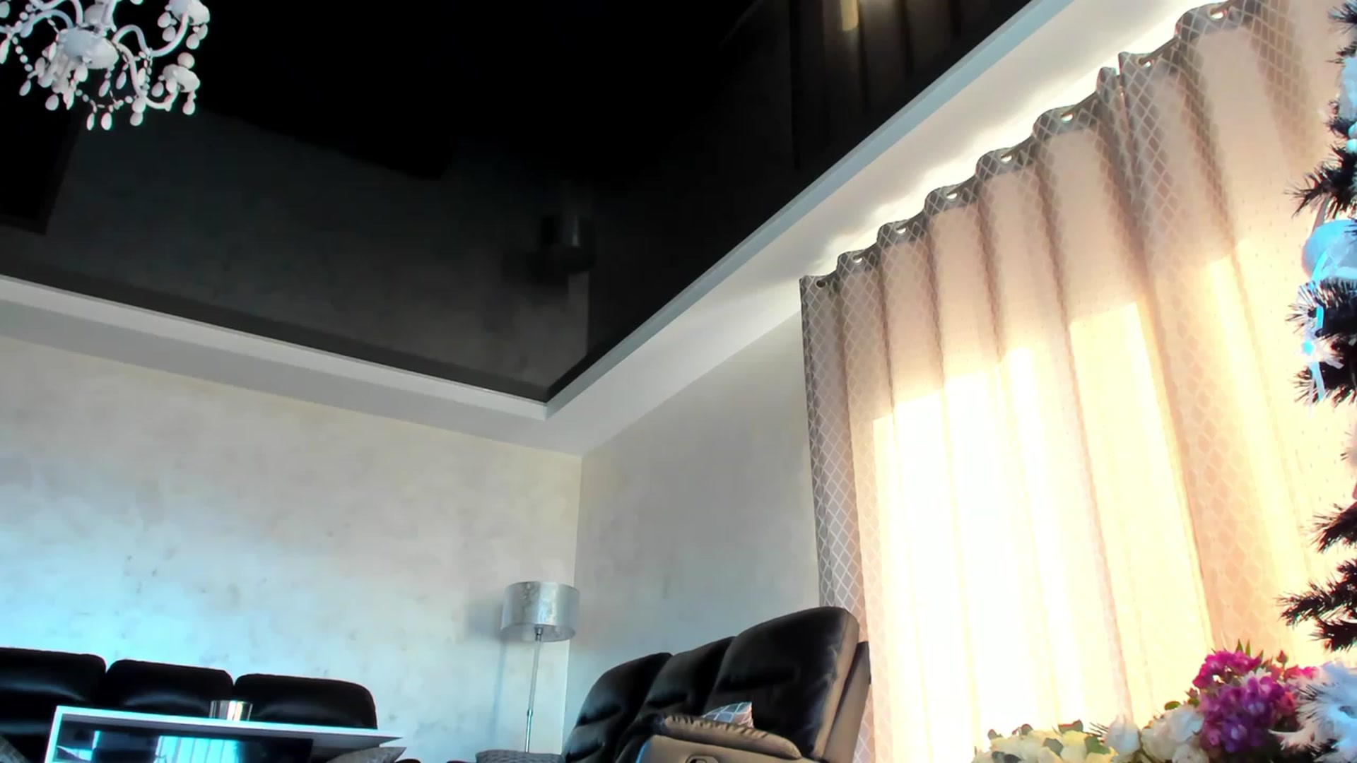 Gallery image thumbnail from Jelisse_J's myfreecams stream on, 12/20/2023, 10:14 image 7 of 20