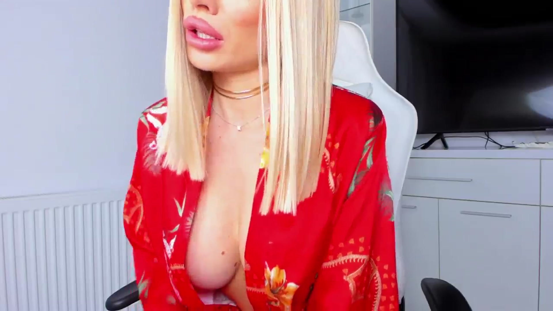 Gallery image thumbnail from Jelisse_J's myfreecams stream on, 02/24/2024, 11:14 image 10 of 20