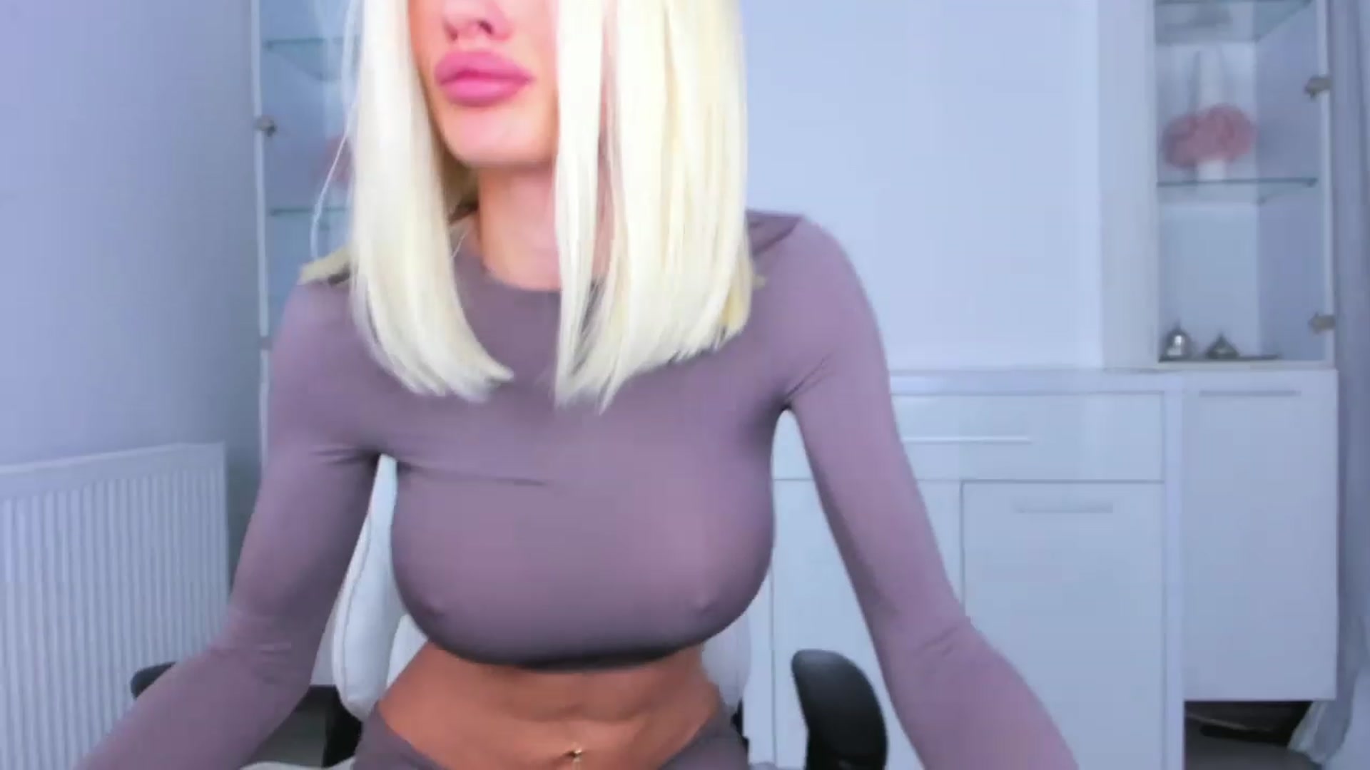 Gallery image thumbnail from Jelisse_J's myfreecams stream on, 03/04/2024, 09:02 image 16 of 20