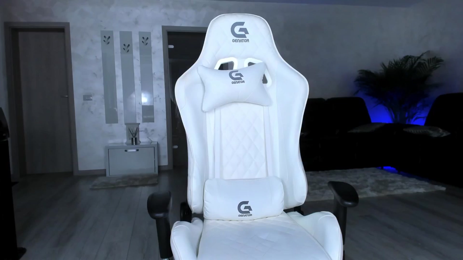 Gallery image thumbnail from Jelisse_J's myfreecams stream on, 03/20/2024, 13:31 image 8 of 20