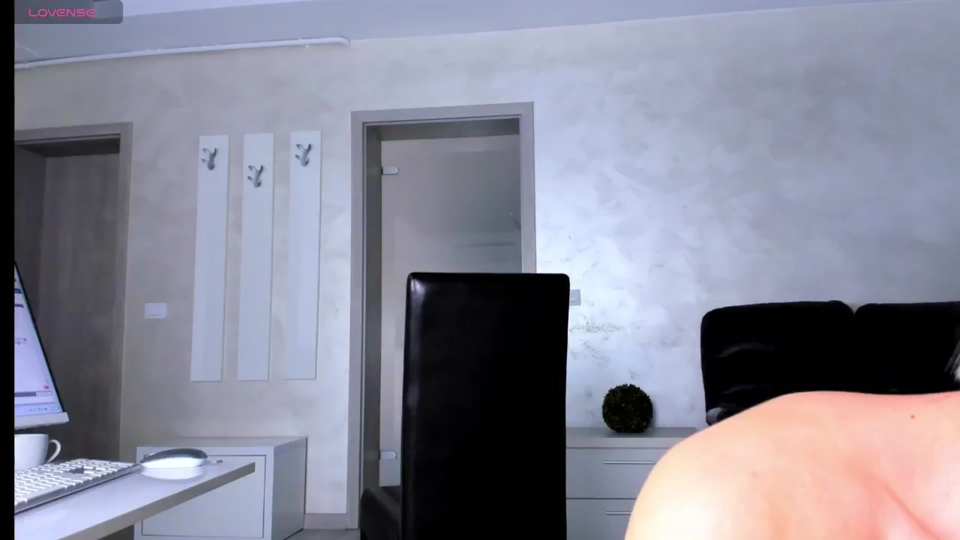 Gallery image thumbnail from Jelisse_J's myfreecams stream on, 05/27/2024, 10:13 image 14 of 20