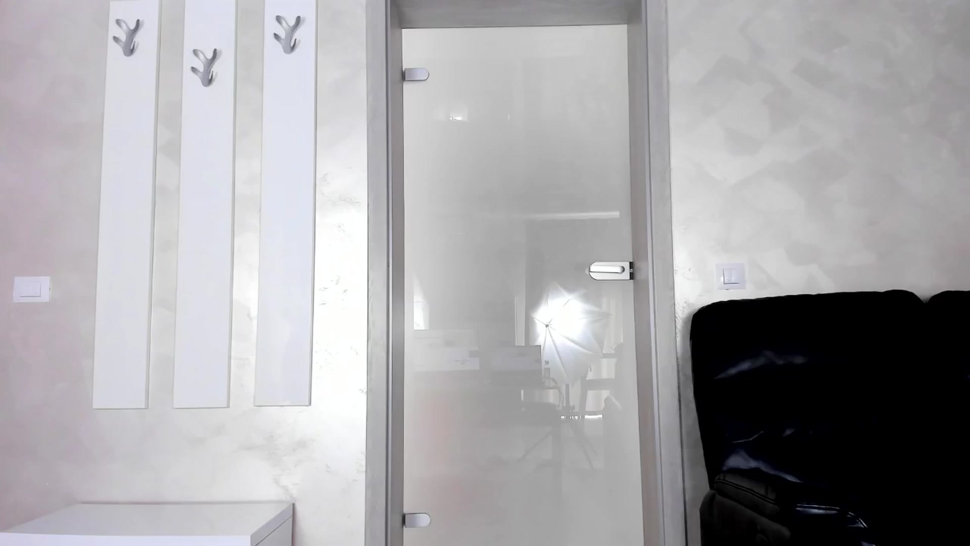 Gallery image thumbnail from Jelisse_J's myfreecams stream on, 11/02/2024, 10:25 image 16 of 20