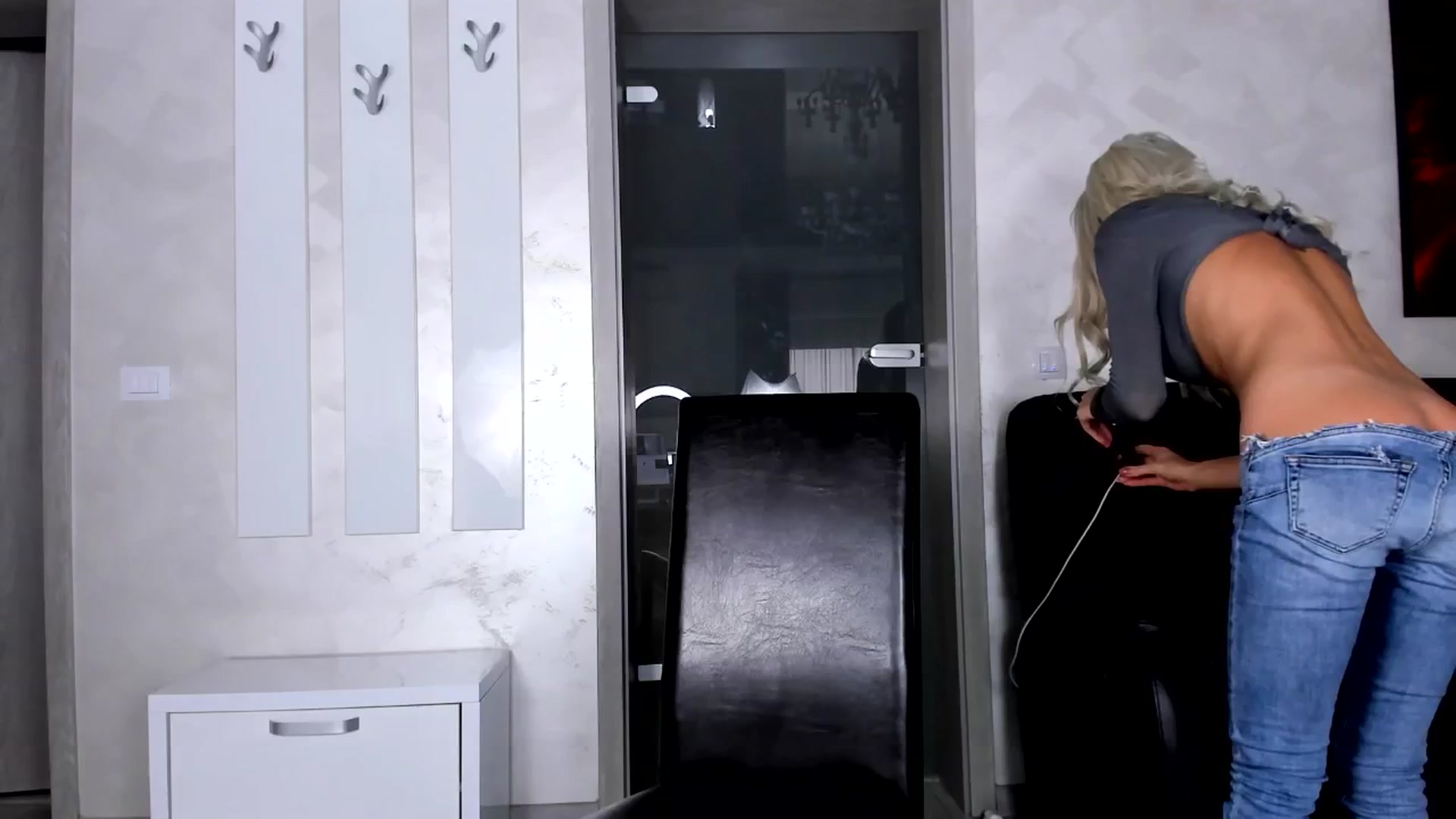 Gallery image thumbnail from Jelisse_J's myfreecams stream on, 11/12/2024, 11:57 image 1 of 20
