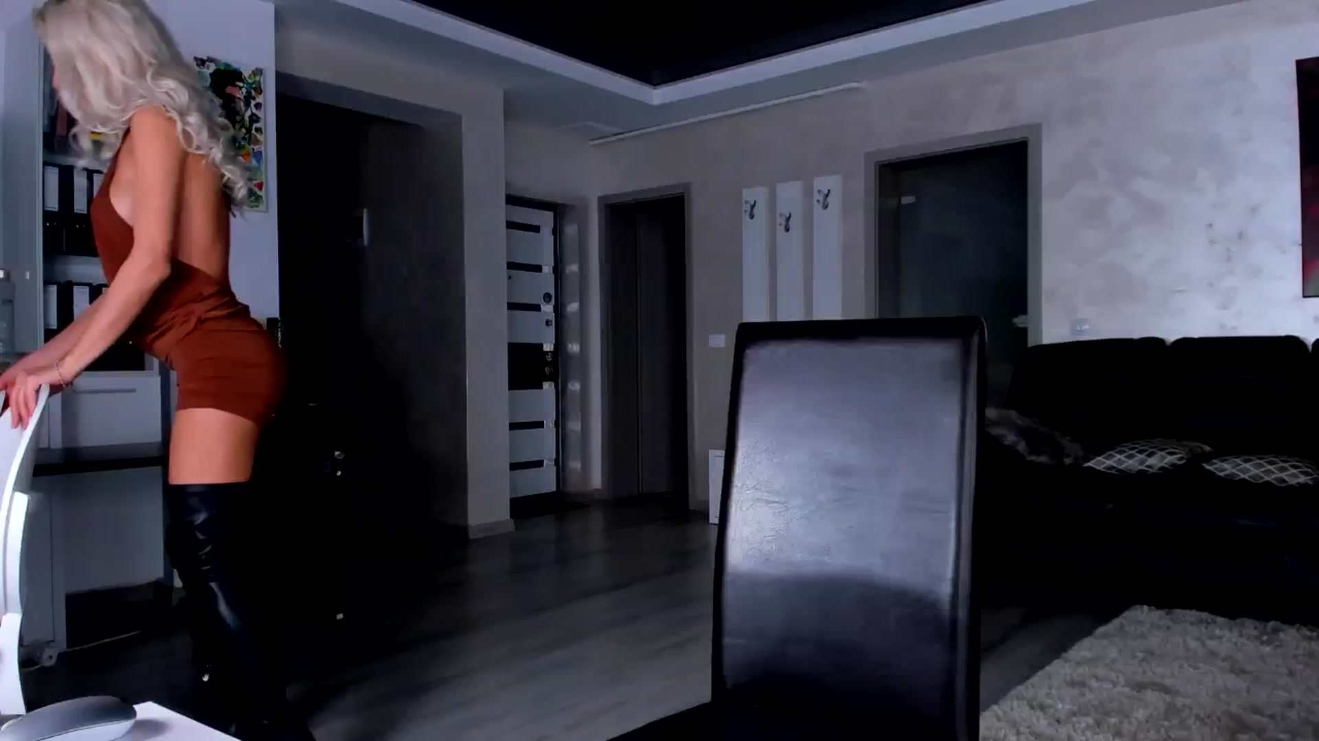 Gallery image thumbnail from Jelisse_J's myfreecams stream on, 12/10/2024, 11:47 image 3 of 20