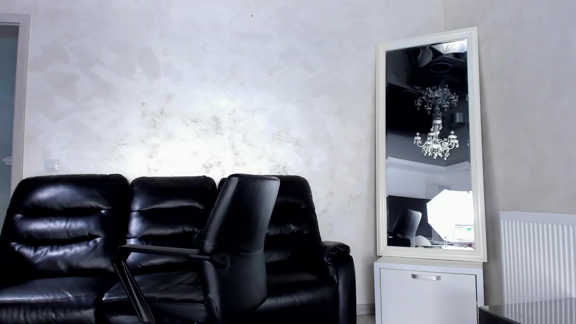 Gallery image thumbnail from Jelisse_J's myfreecams stream on, 05/01/2025, 12:10 image 12 of 20