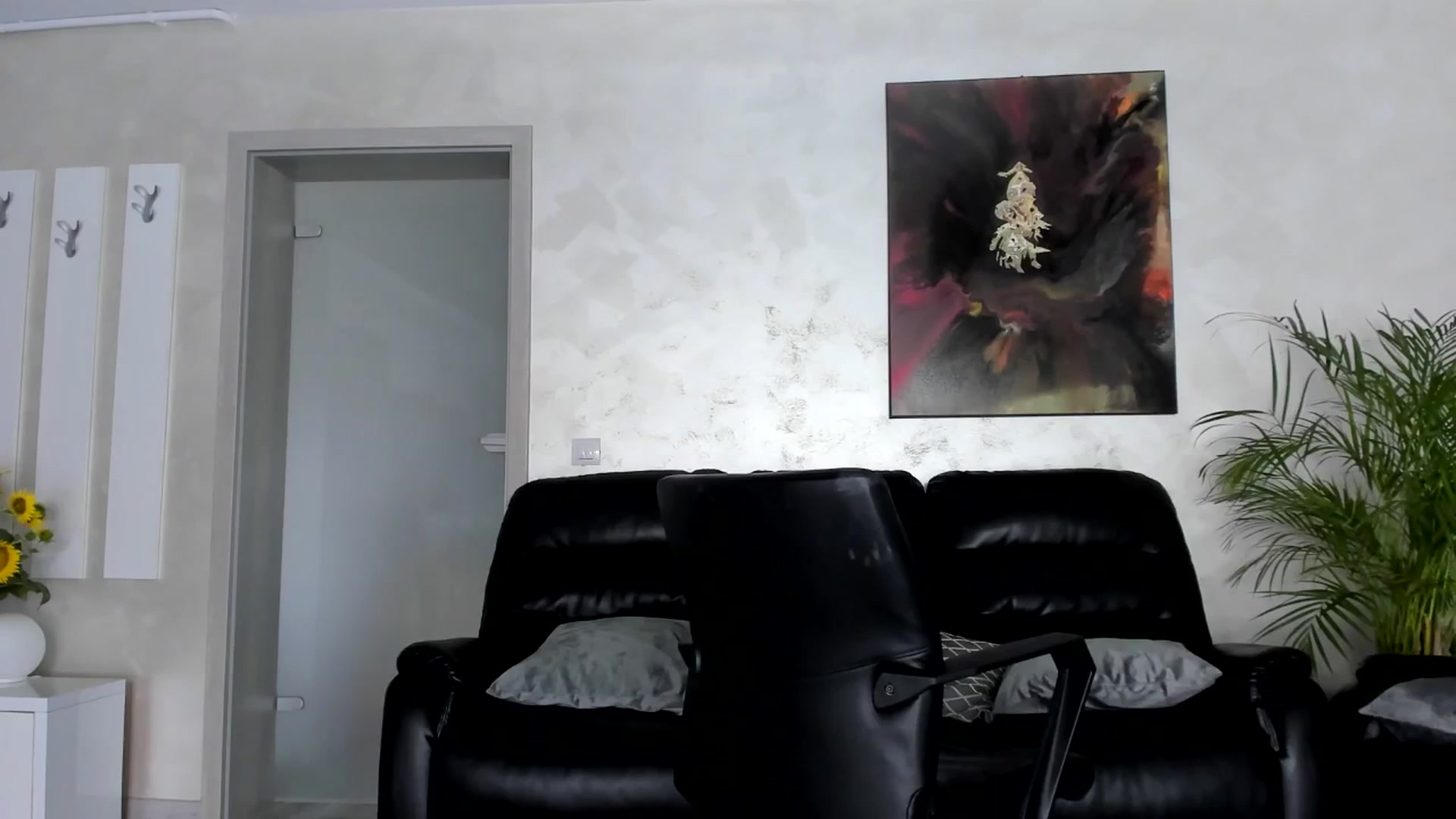 Gallery image thumbnail from Jelisse_J's myfreecams stream on, 07/15/2025, 10:53 image 8 of 20