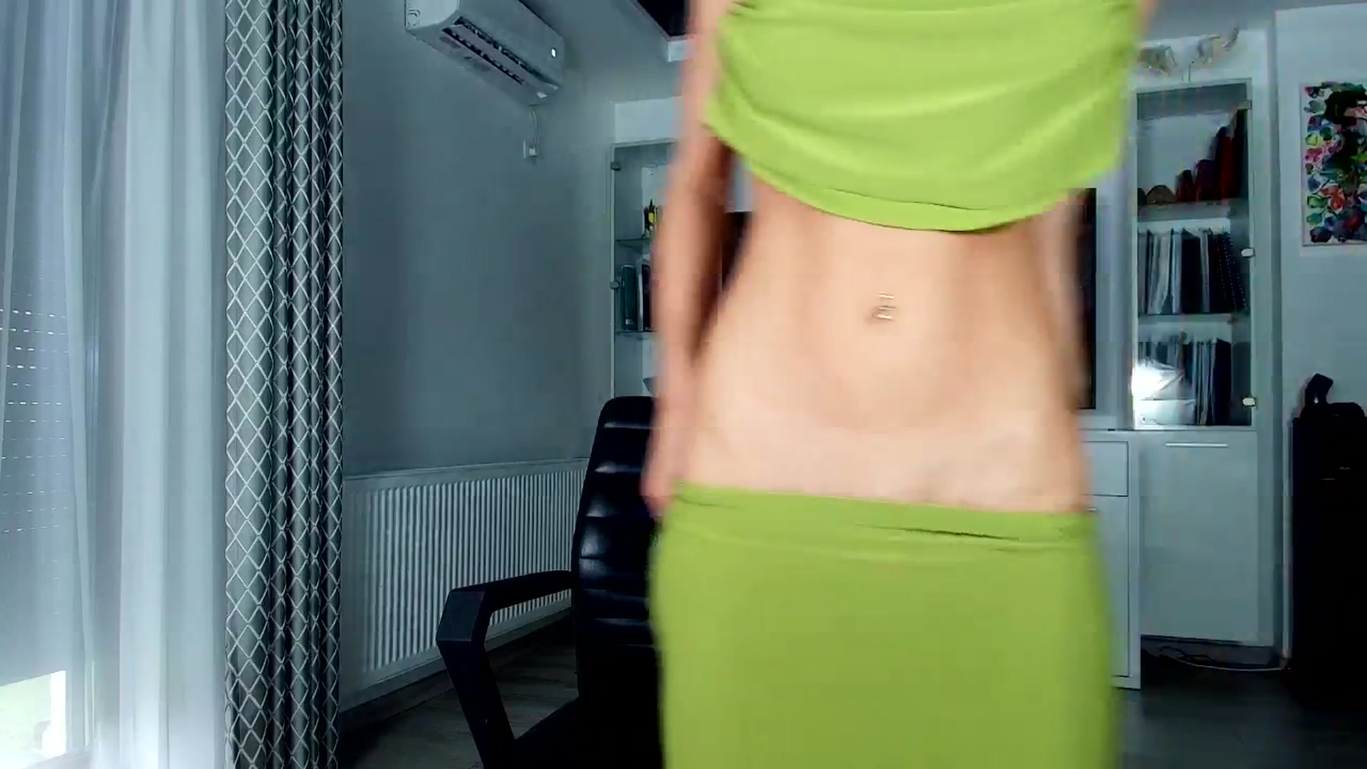 Gallery image thumbnail from Jelisse_J's myfreecams stream on, 07/29/2025, 10:08 image 17 of 20