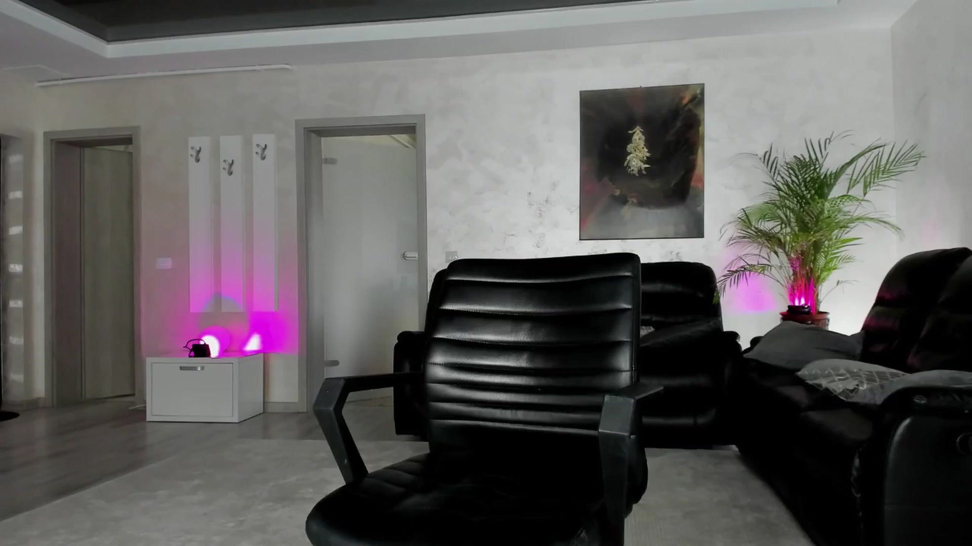 Gallery image thumbnail from Jelisse_J's myfreecams stream on, 08/15/2025, 11:42 image 4 of 20