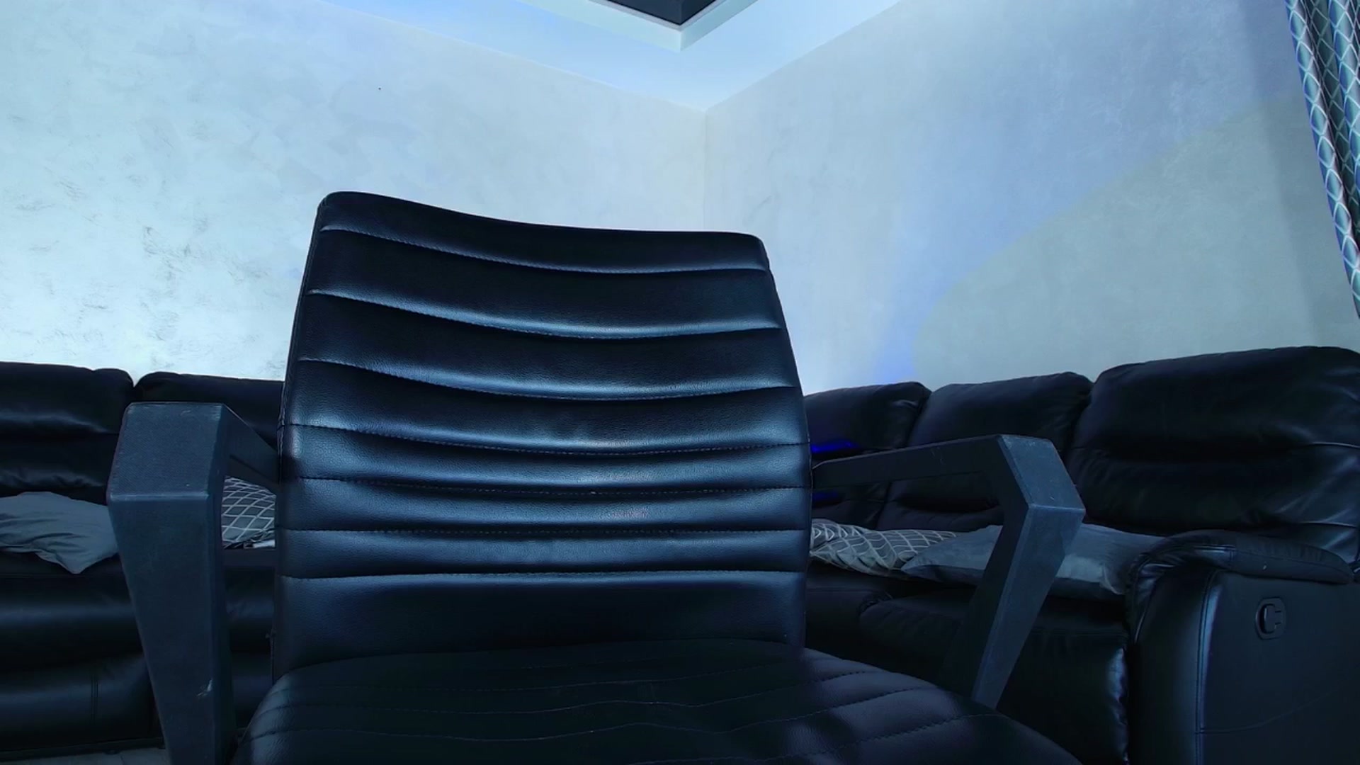 Gallery image thumbnail from Jelisse_J's myfreecams stream on, 09/09/2025, 09:16 image 17 of 20