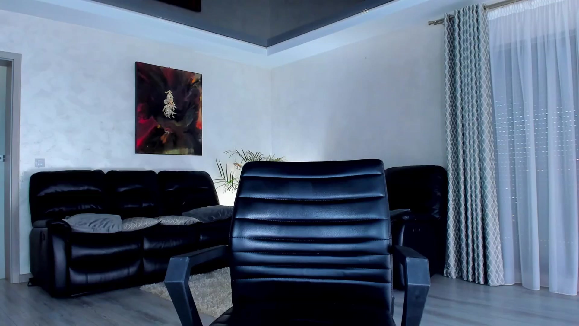 Gallery image thumbnail from Jelisse_J's myfreecams stream on, 10/17/2025, 11:42 image 7 of 20