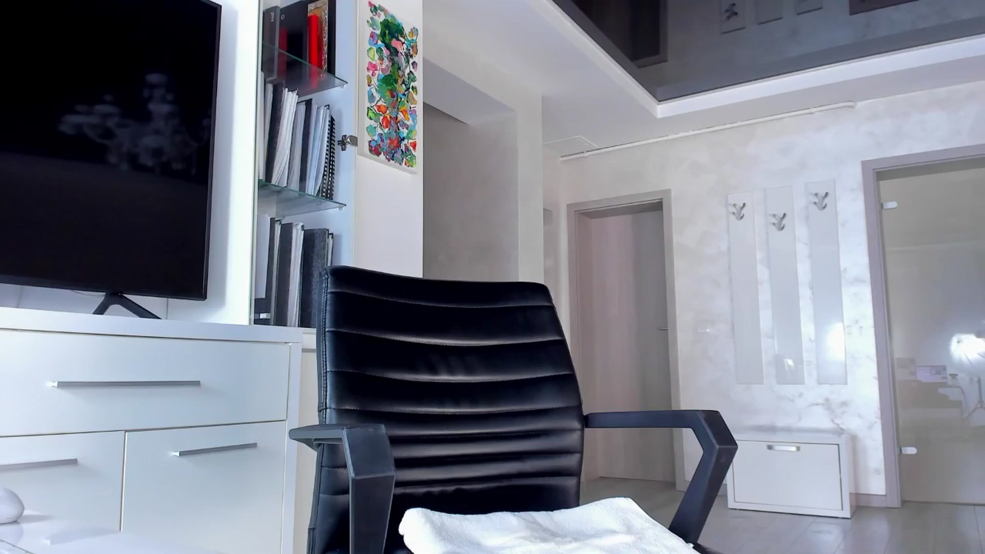Gallery image thumbnail from Jelisse_J's myfreecams stream on, 01/16/2026, 11:00 image 17 of 20