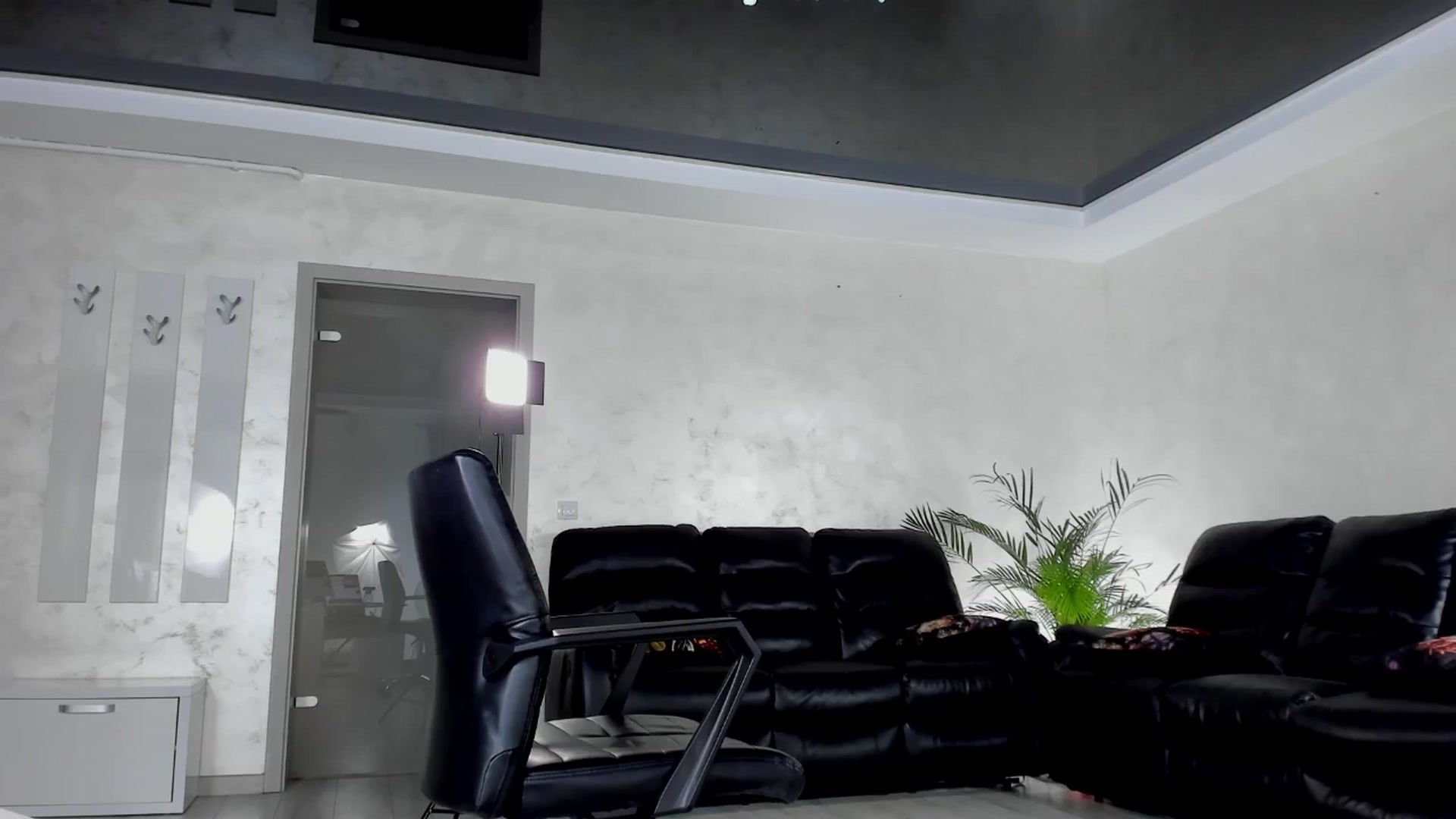 Gallery image thumbnail from Jelisse_J's myfreecams stream on, 03/30/2026, 10:10 image 19 of 20
