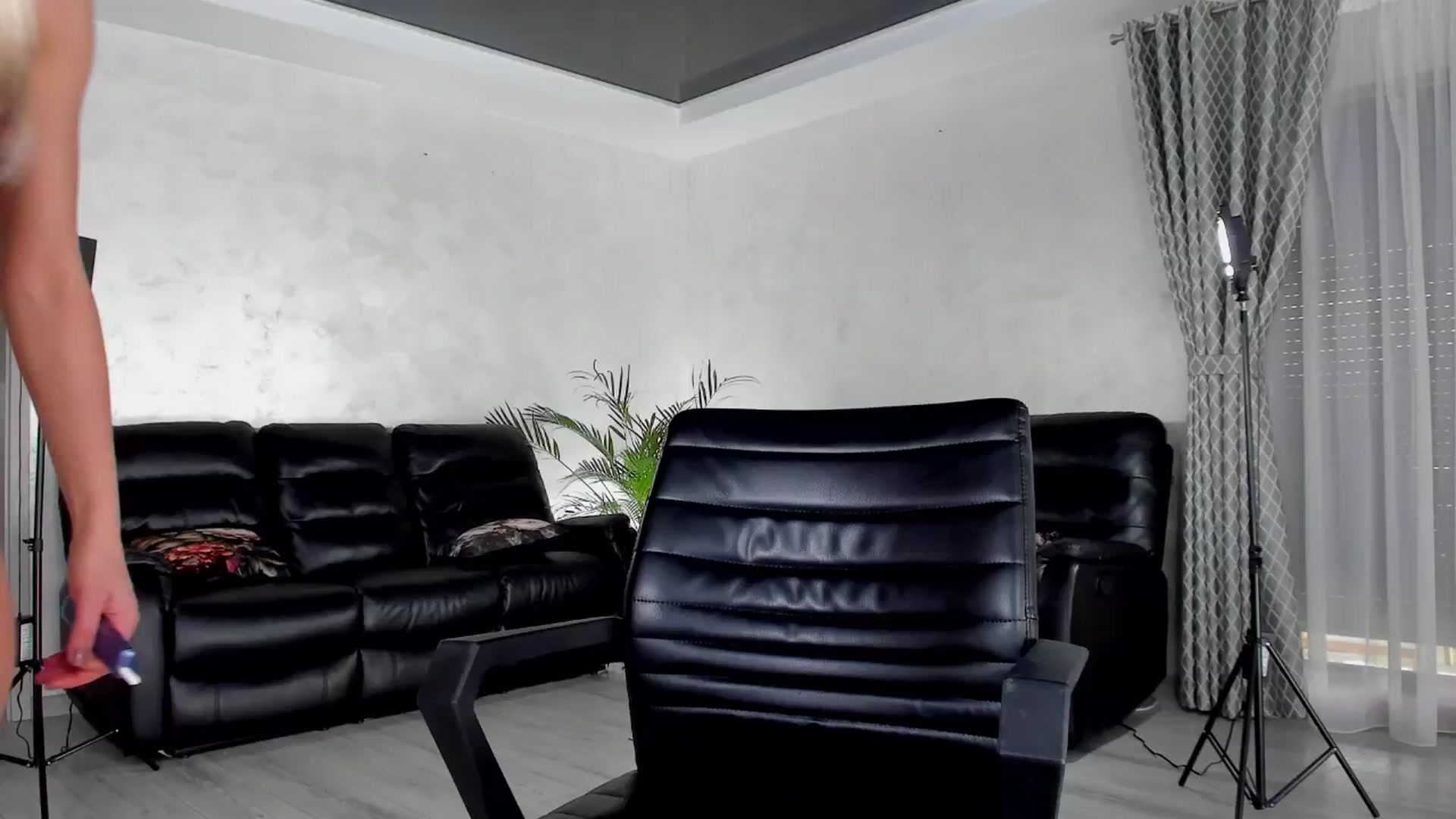 Gallery image thumbnail from Jelisse_J's myfreecams stream on, 04/06/2026, 11:14 image 20 of 20