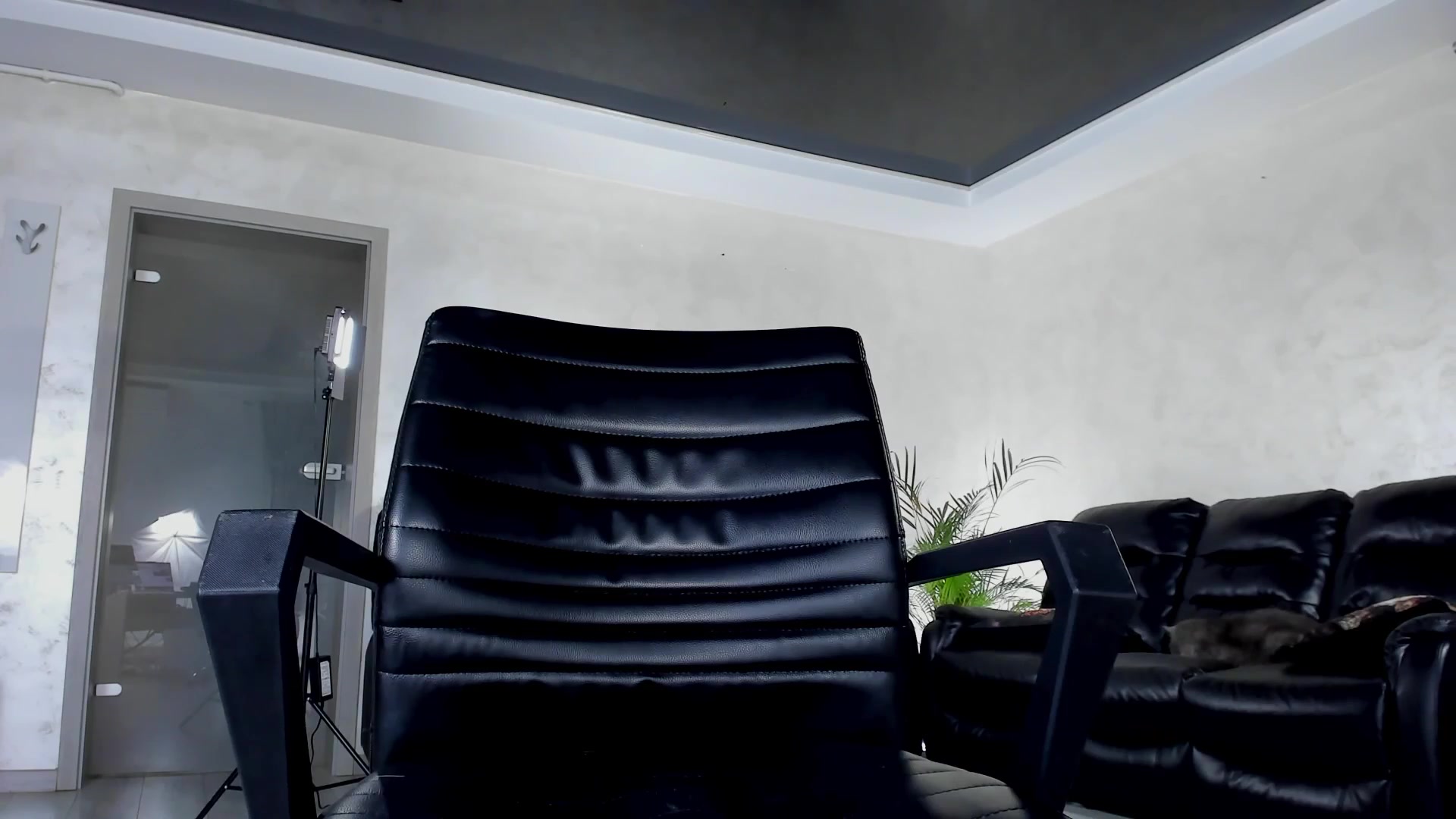 Gallery image thumbnail from Jelisse_J's myfreecams stream on, 04/10/2026, 12:25 image 18 of 20