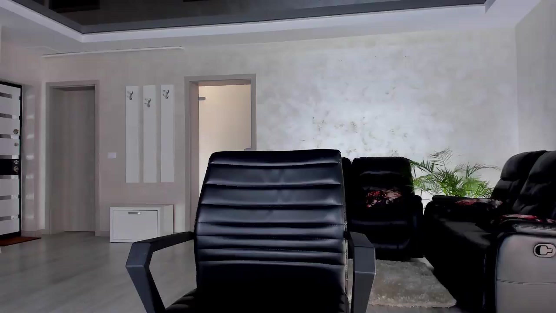 Gallery image thumbnail from Jelisse_J's myfreecams stream on, 09/19/2026, 07:36 image 7 of 20