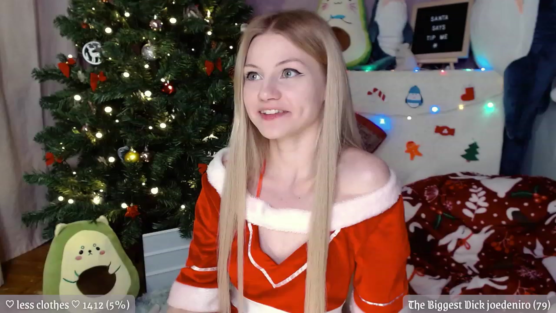 Gallery image thumbnail from JellyFox's myfreecams stream on, 12/25/2022, 03:23 image 15 of 20
