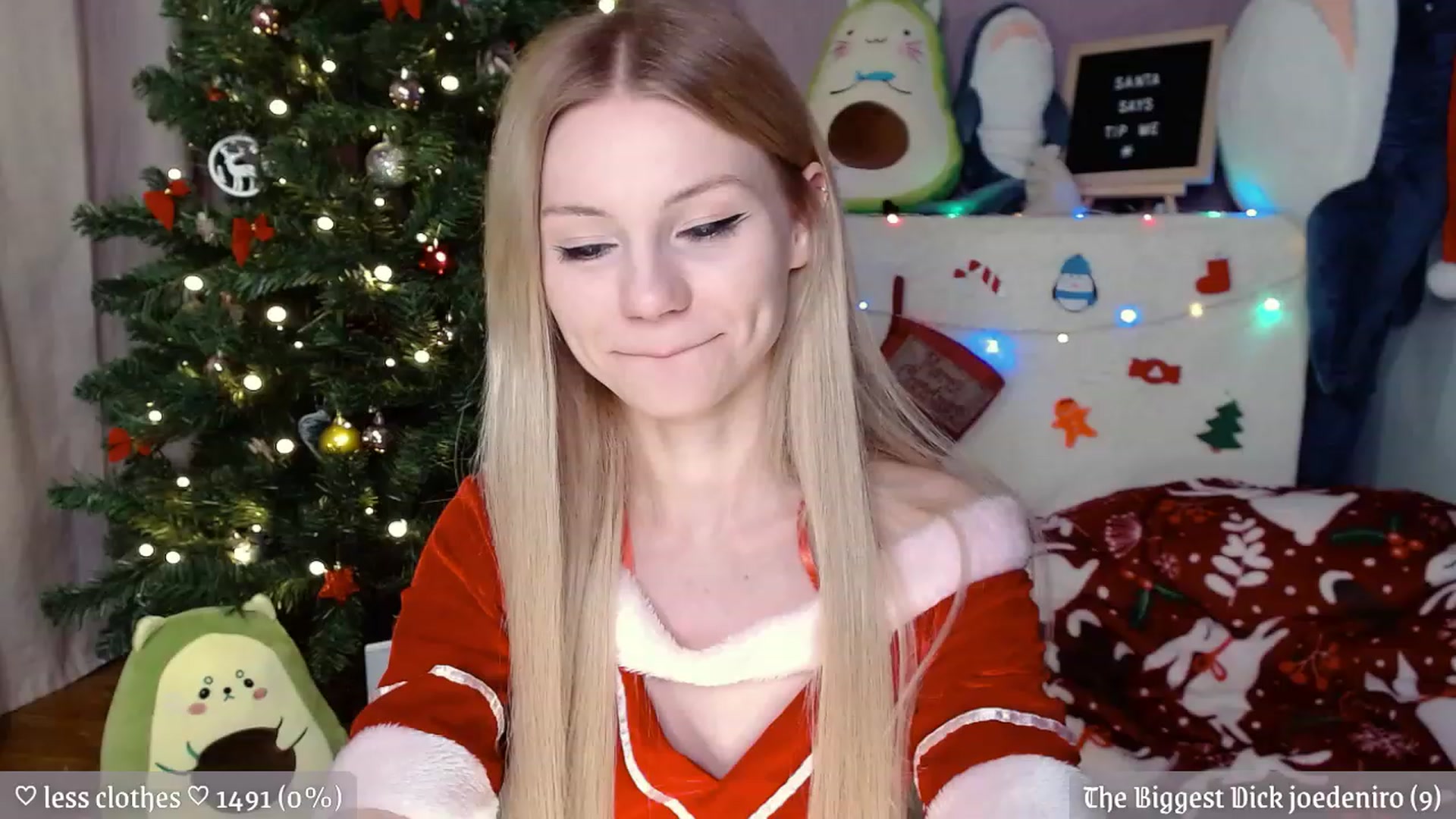 Gallery image thumbnail from JellyFox's myfreecams stream on, 12/25/2022, 03:23 image 8 of 20