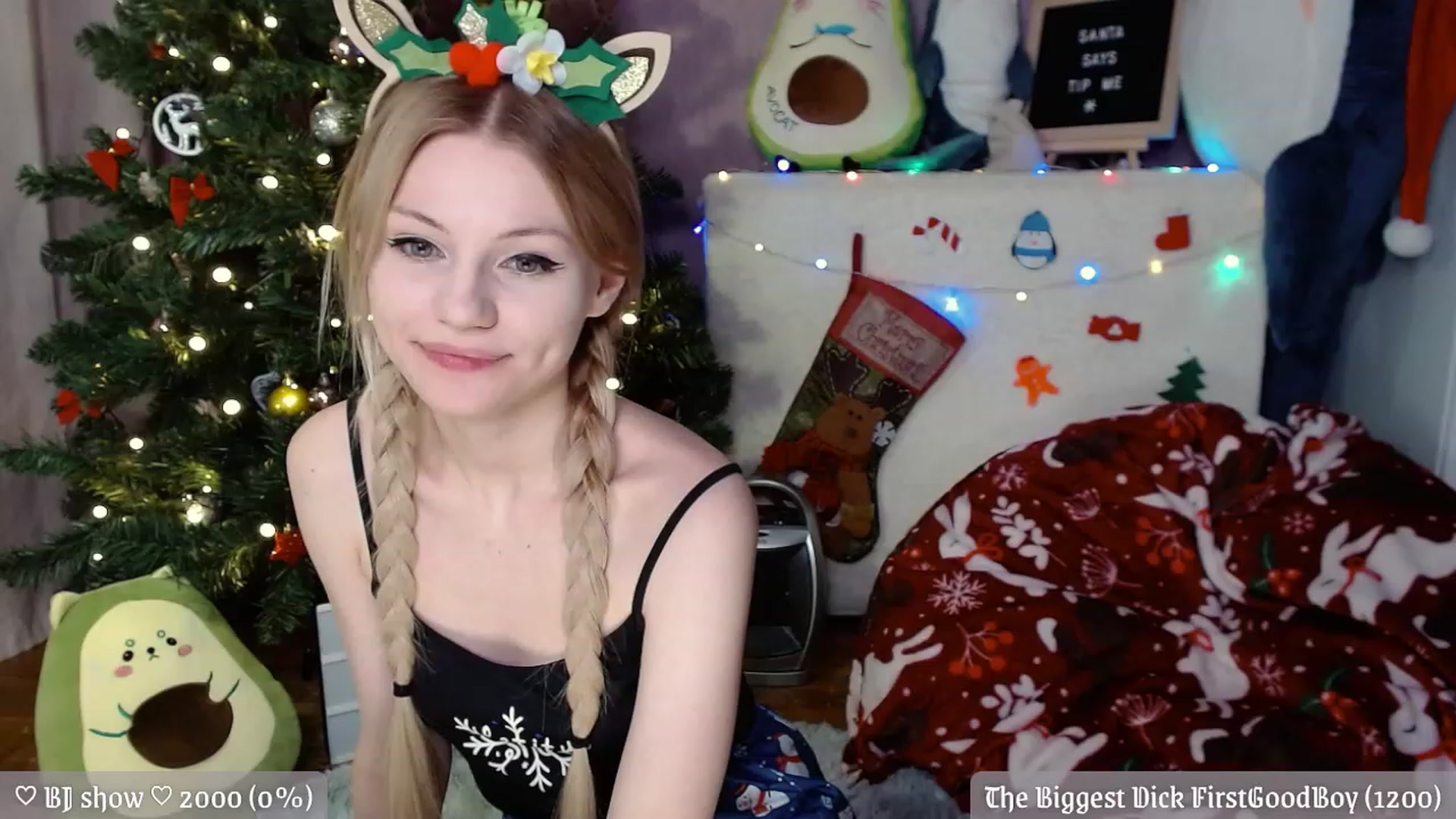 Gallery image thumbnail from JellyFox's myfreecams stream on, 12/25/2022, 08:14 image 17 of 20