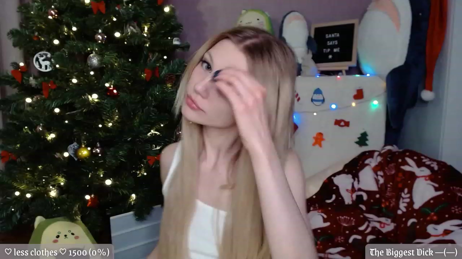 Gallery image thumbnail from JellyFox's myfreecams stream on, 12/26/2022, 02:57 image 12 of 20
