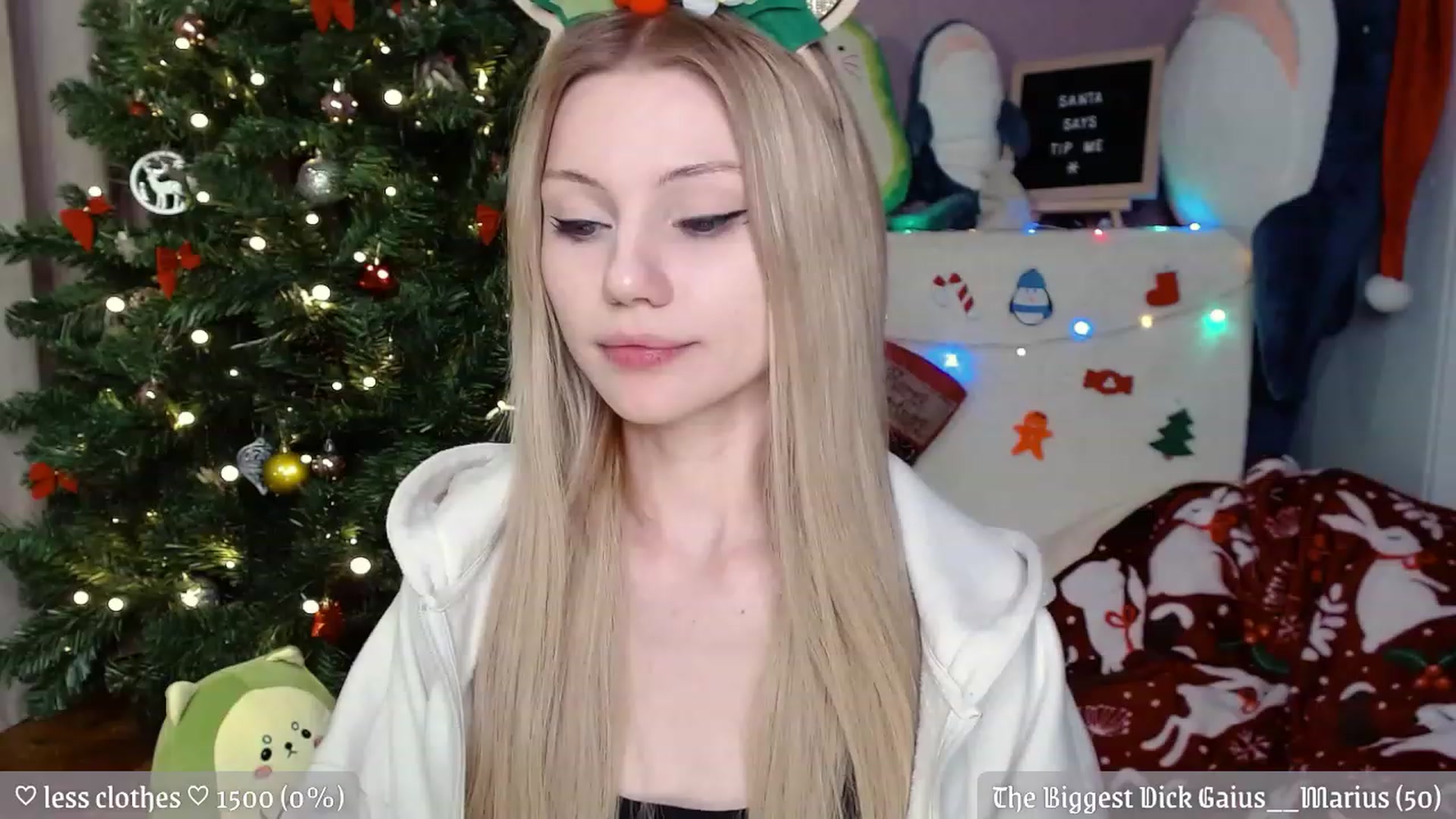 Gallery image thumbnail from JellyFox's myfreecams stream on, 12/26/2022, 07:39 image 10 of 20