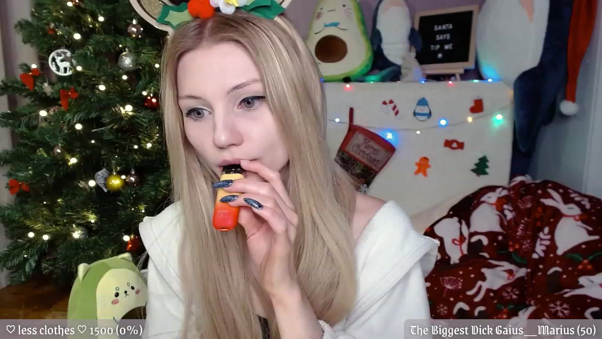 Gallery image thumbnail from JellyFox's myfreecams stream on, 12/26/2022, 07:39 image 4 of 20