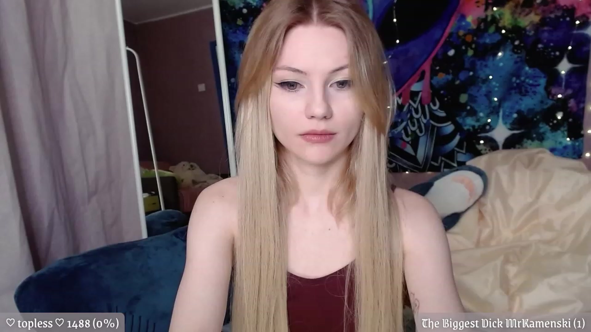 Gallery image thumbnail from JellyFox's myfreecams stream on, 02/06/2023, 04:55 image 10 of 20