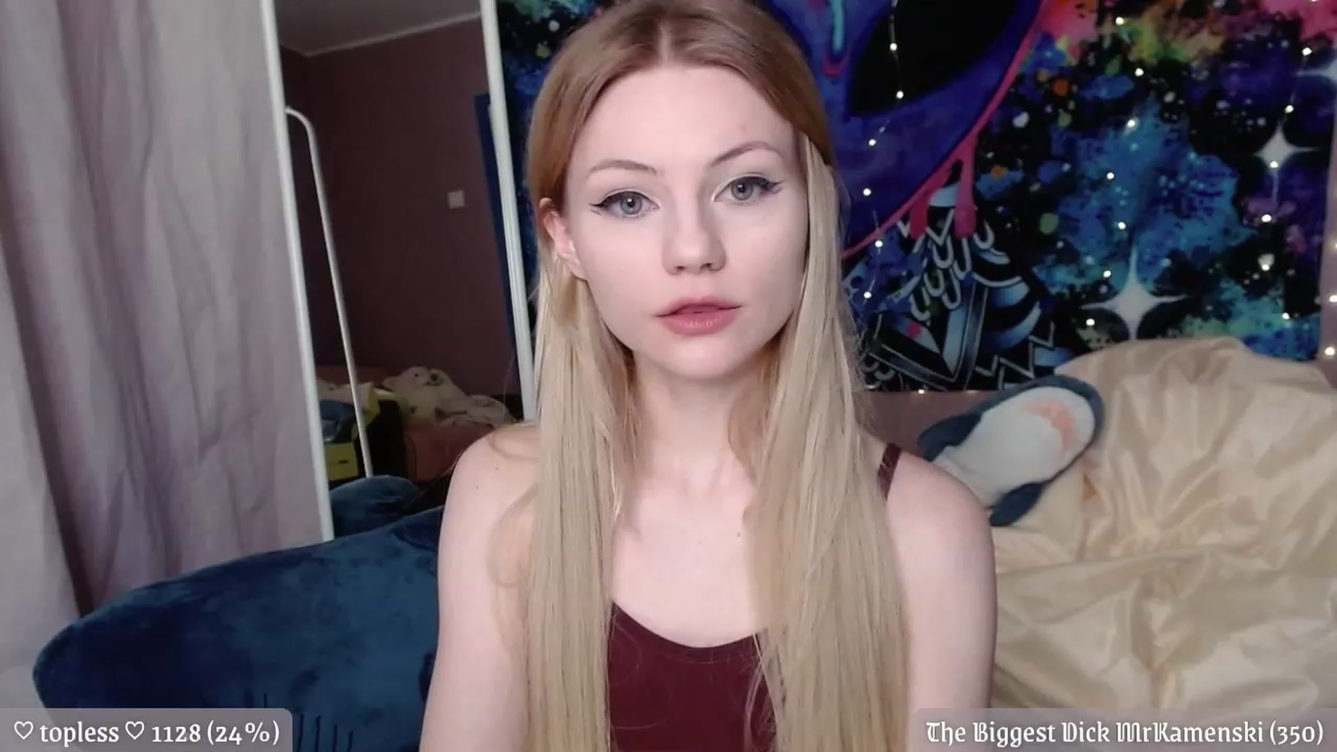 Gallery image thumbnail from JellyFox's myfreecams stream on, 02/06/2023, 04:55 image 16 of 20
