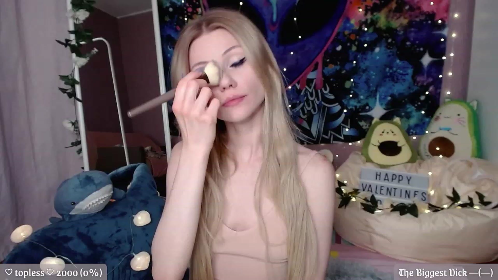 Gallery image thumbnail from JellyFox's myfreecams stream on, 02/17/2023, 02:02 image 10 of 20