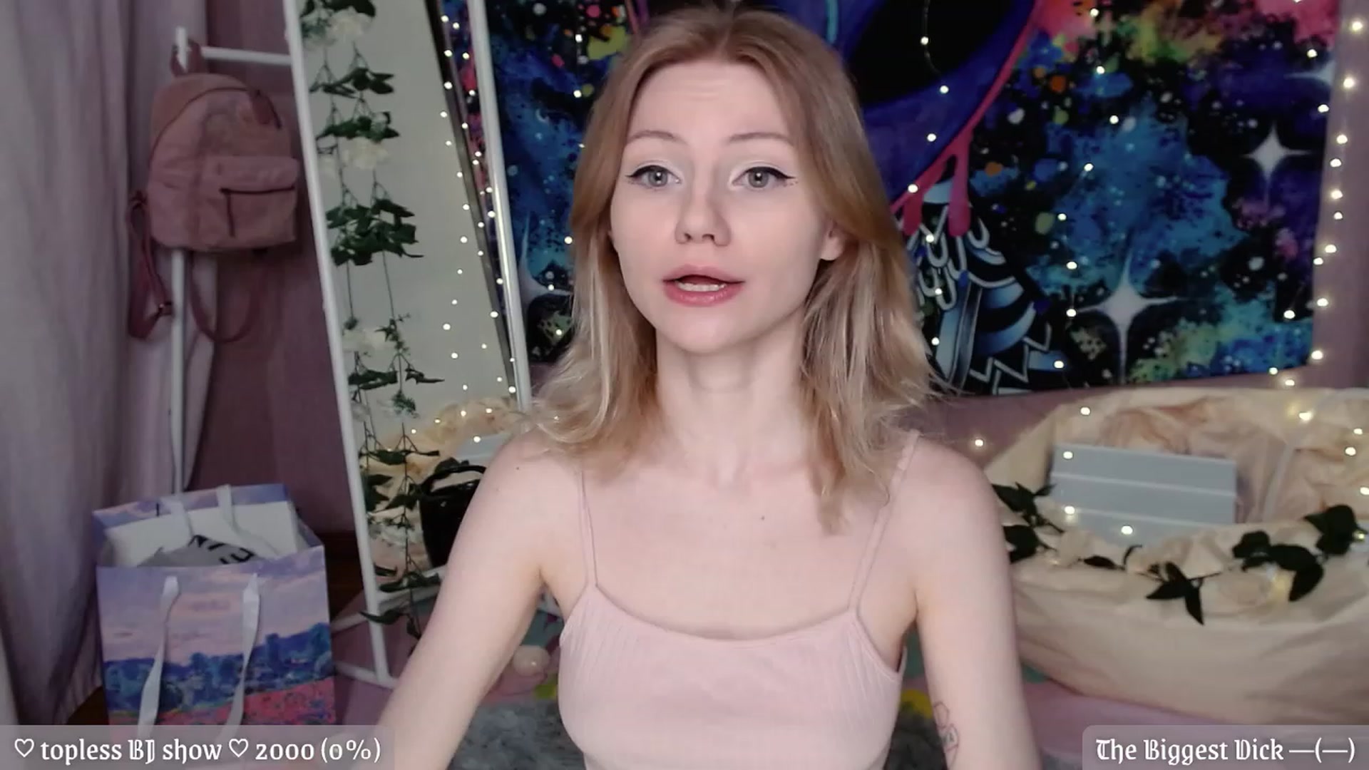 Gallery image thumbnail from JellyFox's myfreecams stream on, 03/26/2023, 21:01 image 3 of 20