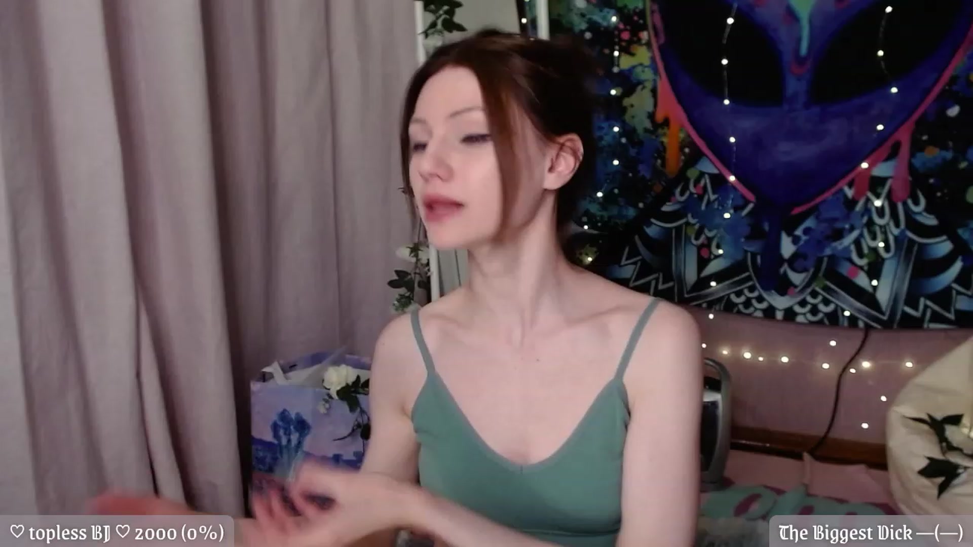 Gallery image thumbnail from JellyFox's myfreecams stream on, 05/11/2023, 23:44 image 13 of 20
