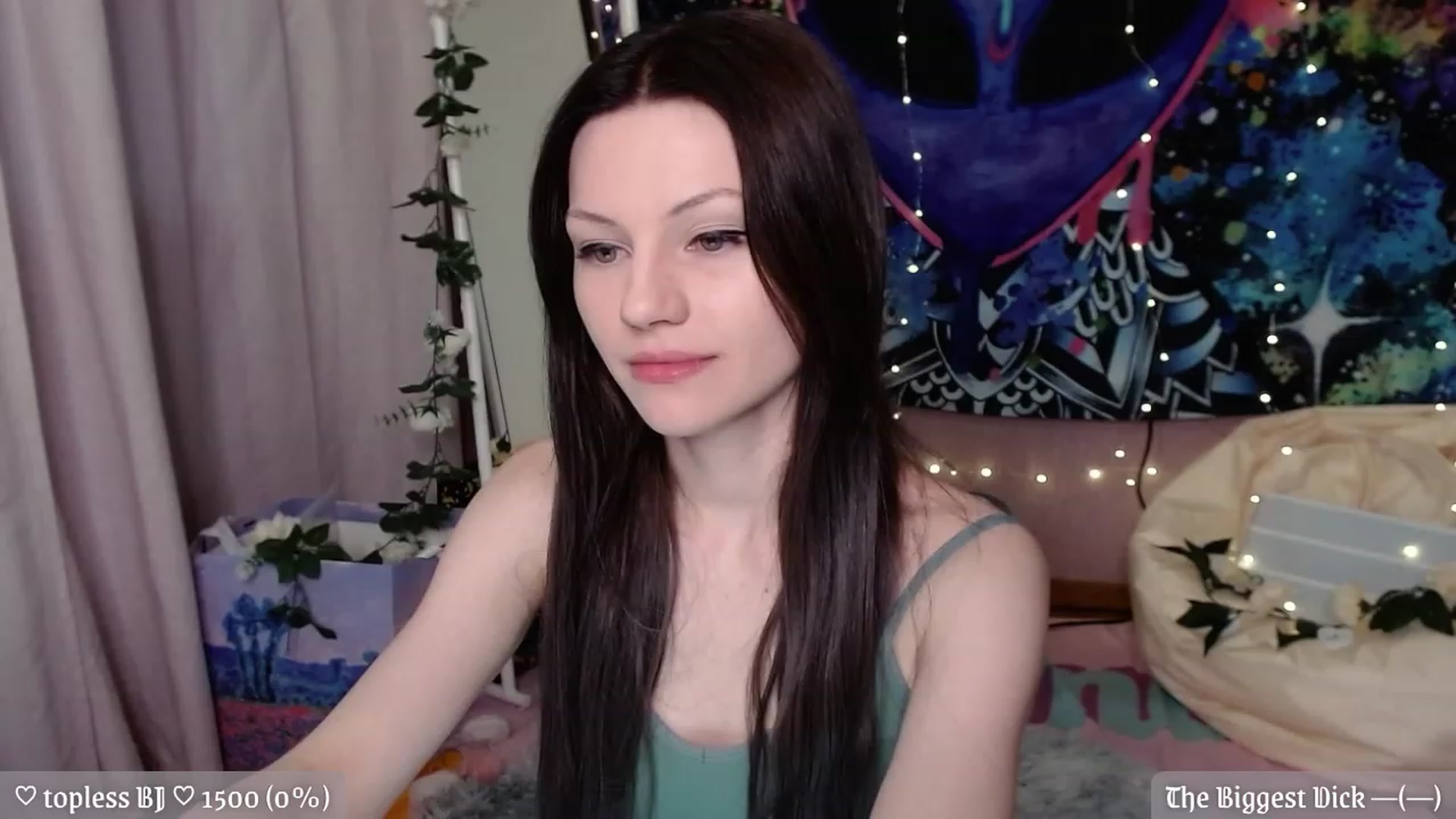 Gallery image thumbnail from JellyFox's myfreecams stream on, 05/13/2023, 17:39 image 8 of 20