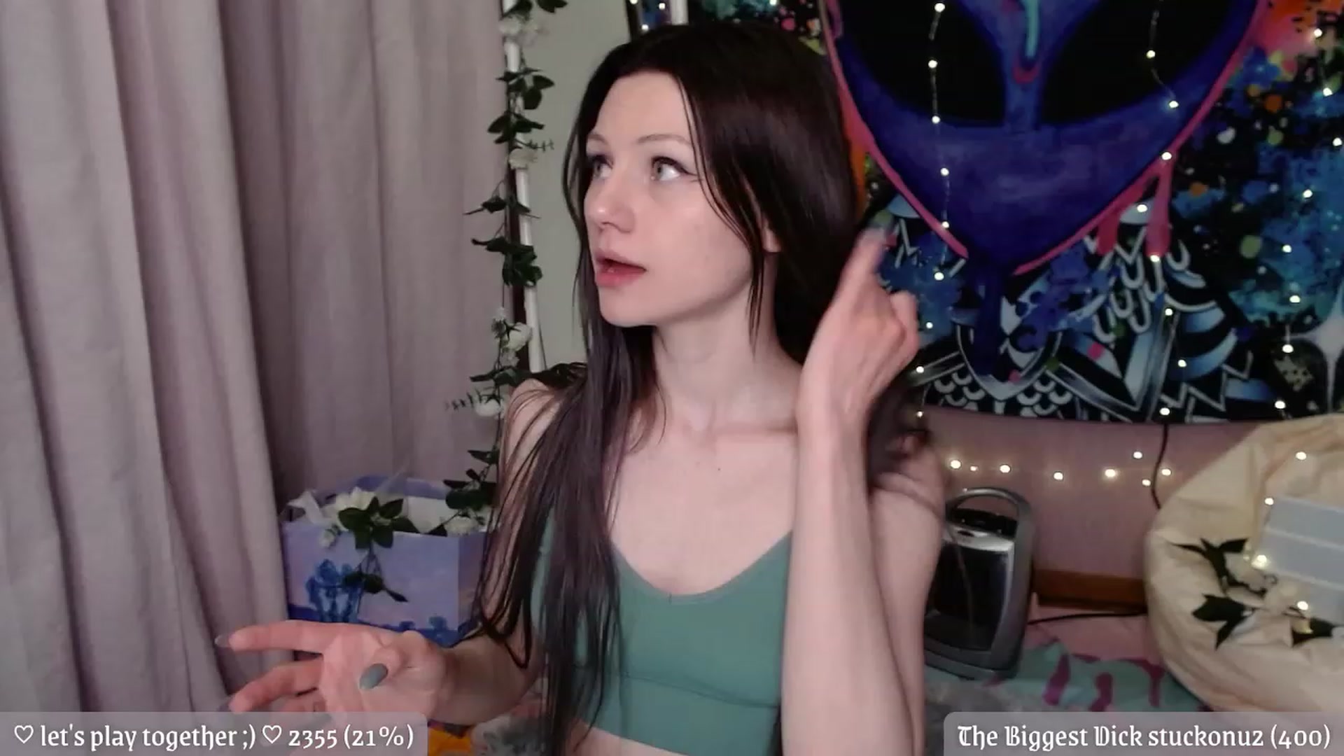Gallery image thumbnail from JellyFox's myfreecams stream on, 05/13/2023, 23:00 image 9 of 20