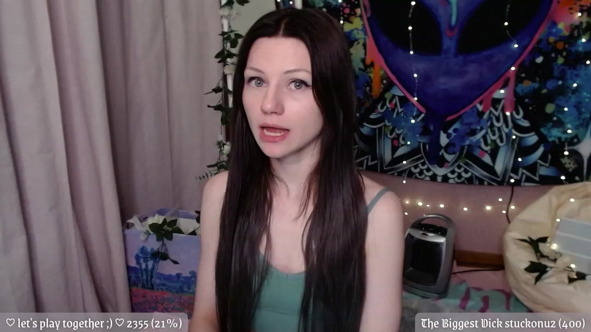 Gallery image thumbnail from JellyFox's myfreecams stream on, 05/13/2023, 23:00 image 7 of 20