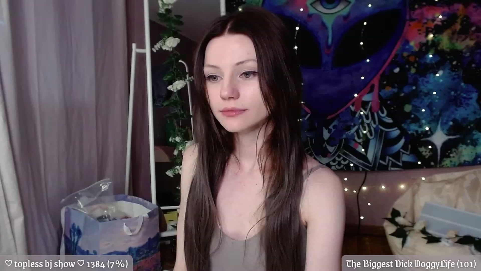 Gallery image thumbnail from JellyFox's myfreecams stream on, 05/21/2023, 02:51 image 3 of 20