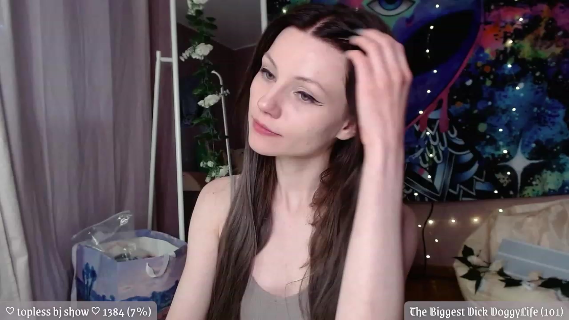 Gallery image thumbnail from JellyFox's myfreecams stream on, 05/21/2023, 02:51 image 8 of 20