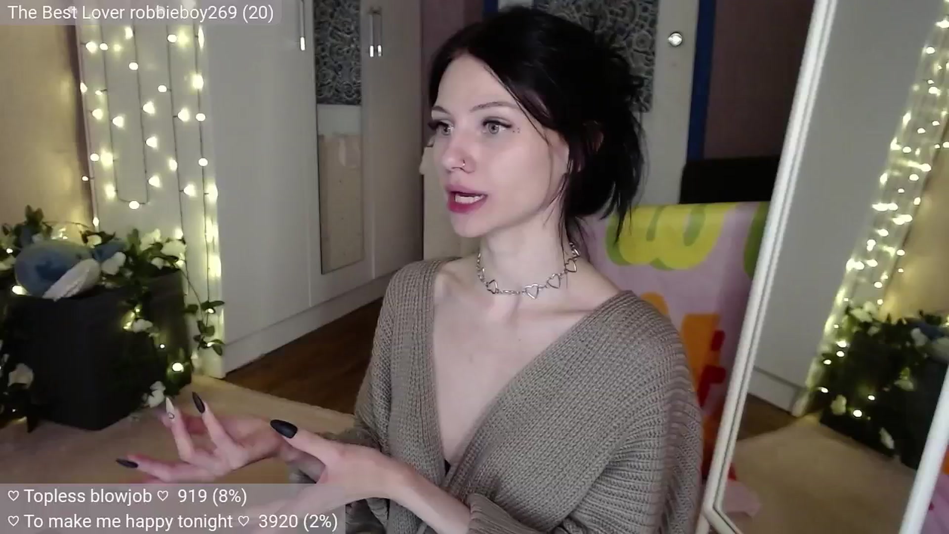 Gallery image thumbnail from JellyFox's myfreecams stream on, 07/08/2024, 24:15 image 14 of 20