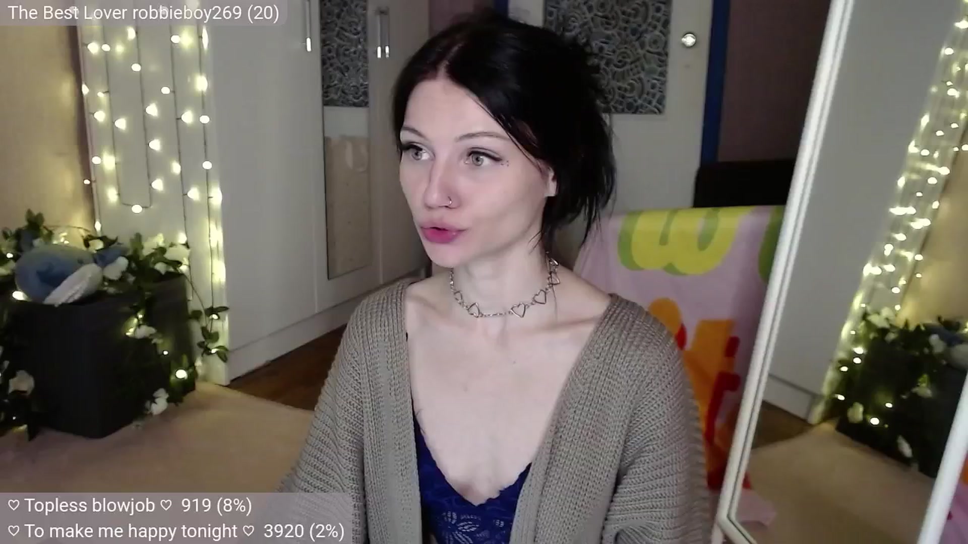 Gallery image thumbnail from JellyFox's myfreecams stream on, 07/08/2024, 24:15 image 11 of 20