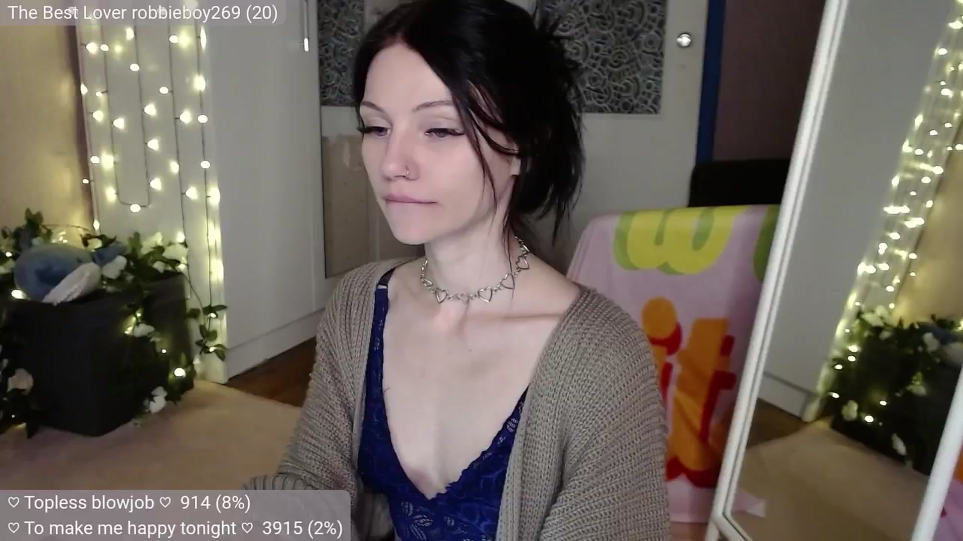 Gallery image thumbnail from JellyFox's myfreecams stream on, 07/08/2024, 24:15 image 19 of 20