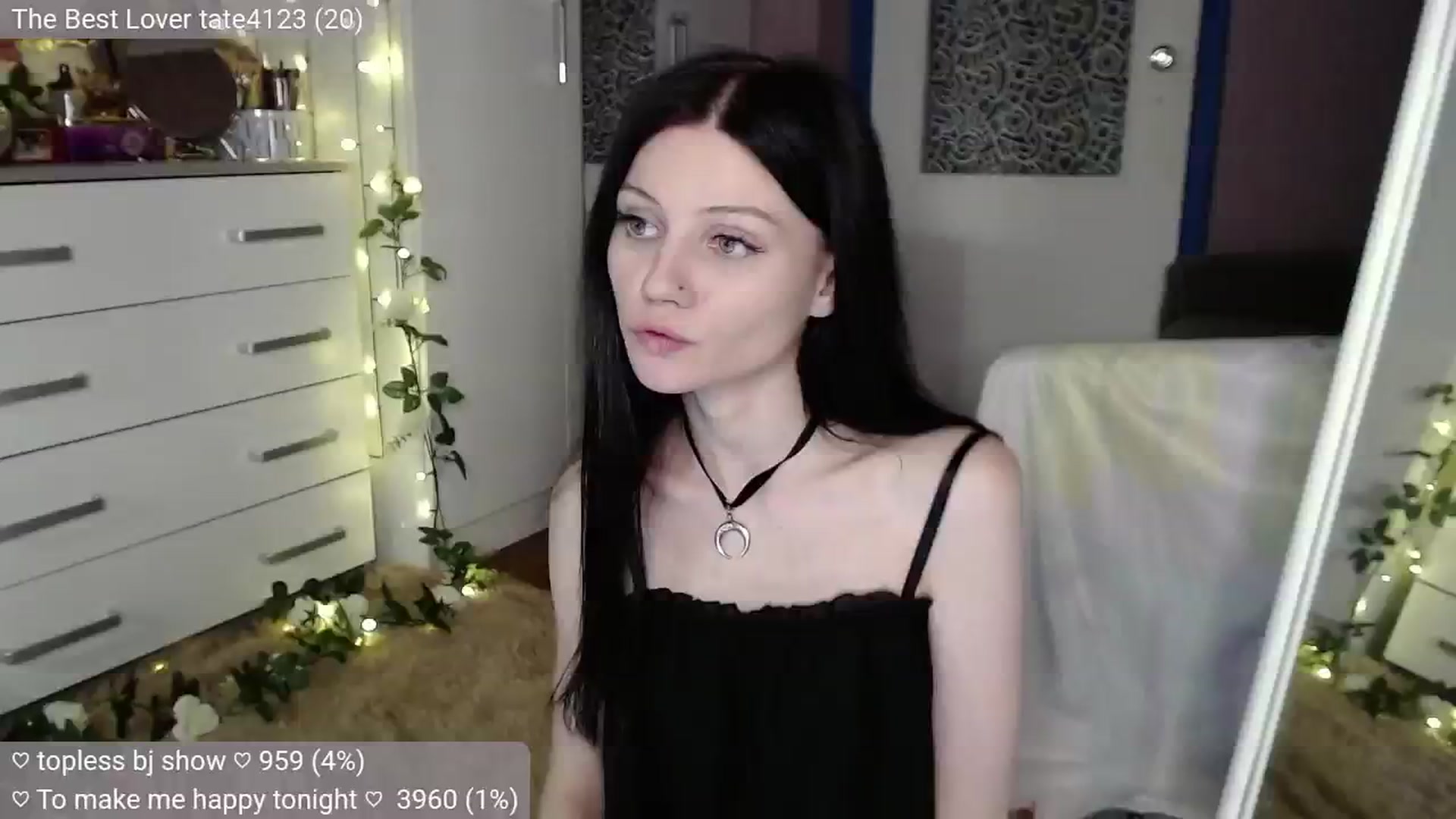 Gallery image thumbnail from JellyFox's myfreecams stream on, 07/29/2024, 01:22 image 20 of 20