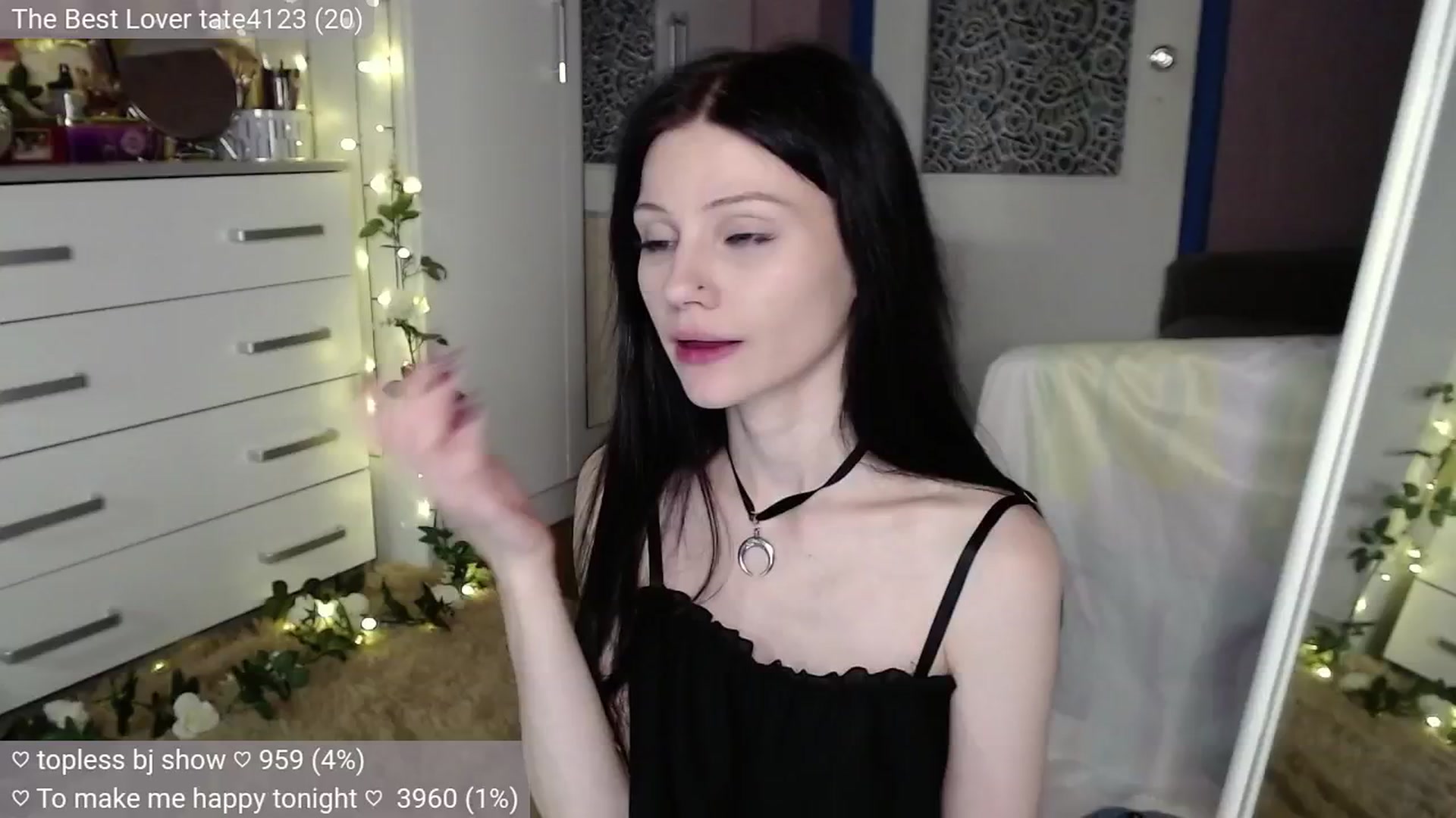 Gallery image thumbnail from JellyFox's myfreecams stream on, 07/29/2024, 01:22 image 11 of 20