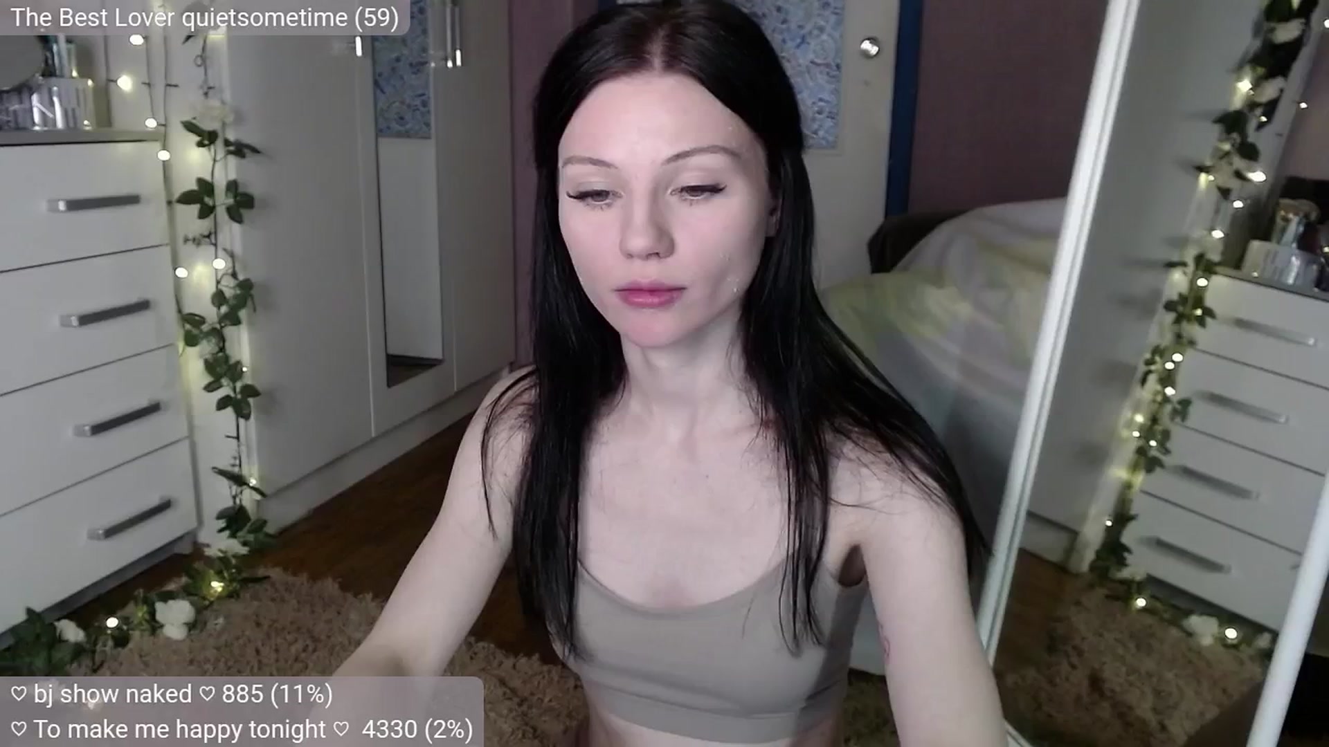 Gallery image thumbnail from JellyFox's myfreecams stream on, 09/30/2024, 07:15 image 13 of 20