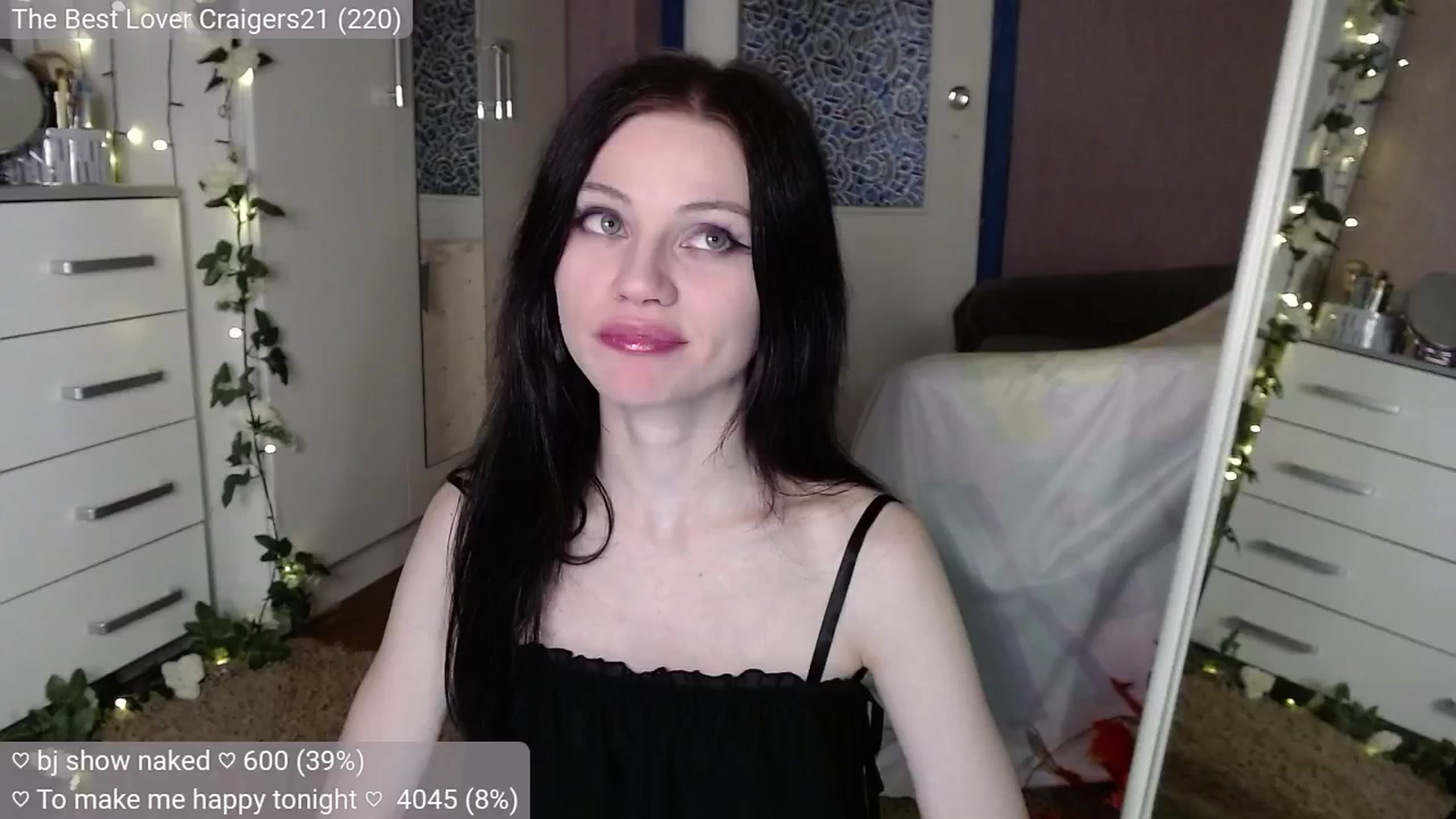 Gallery image thumbnail from JellyFox's myfreecams stream on, 10/18/2024, 07:05 image 8 of 20