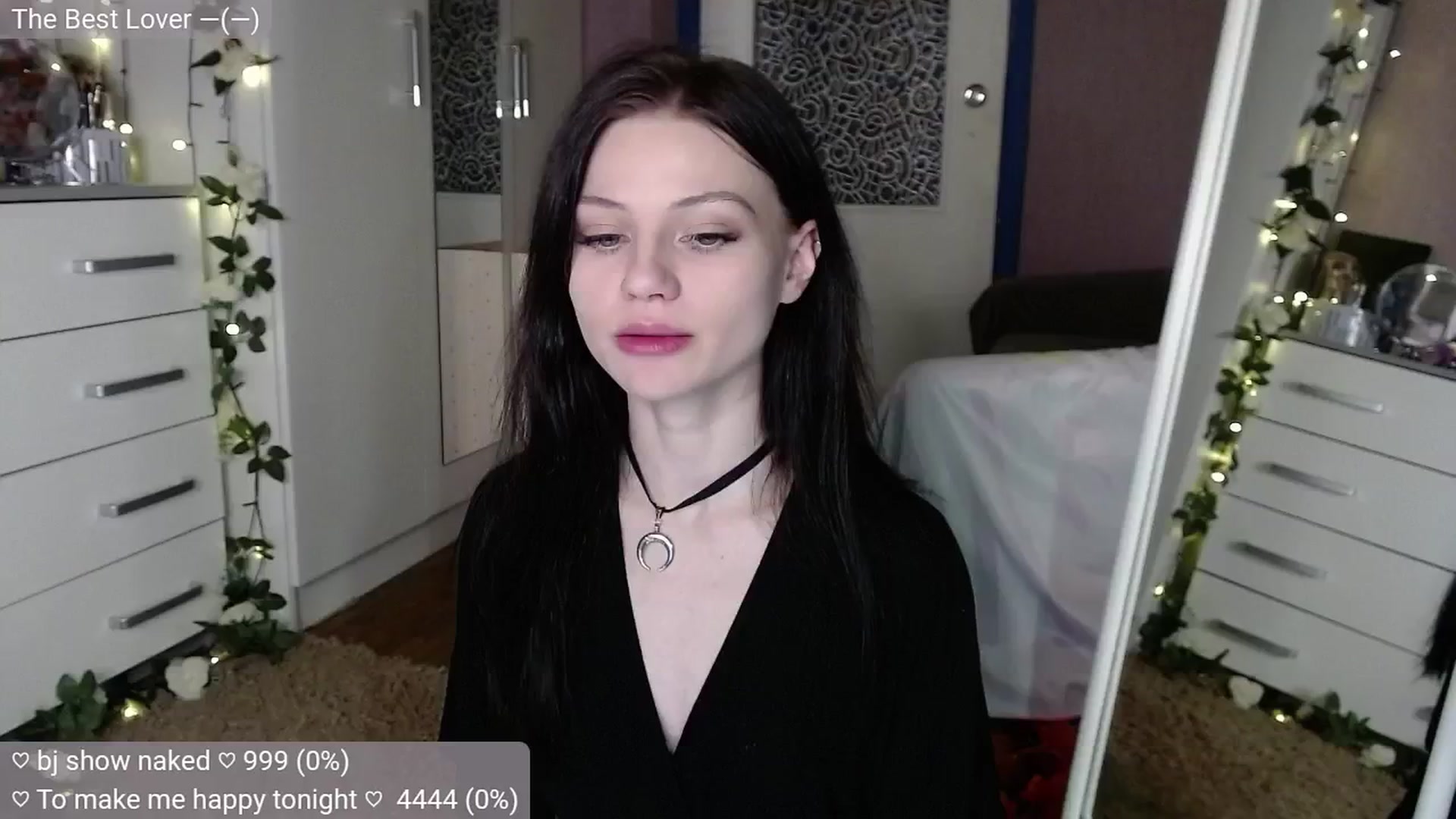 Gallery image thumbnail from JellyFox's myfreecams stream on, 10/21/2024, 02:55 image 4 of 20