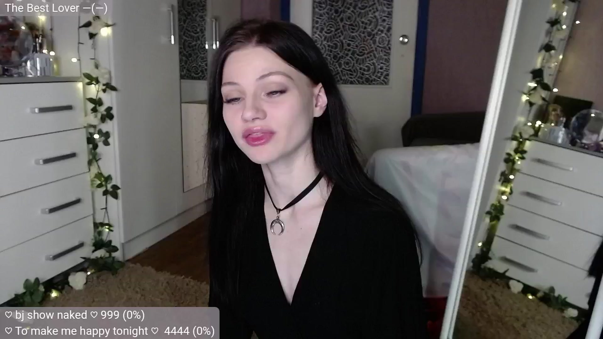 Gallery image thumbnail from JellyFox's myfreecams stream on, 10/21/2024, 02:55 image 1 of 20