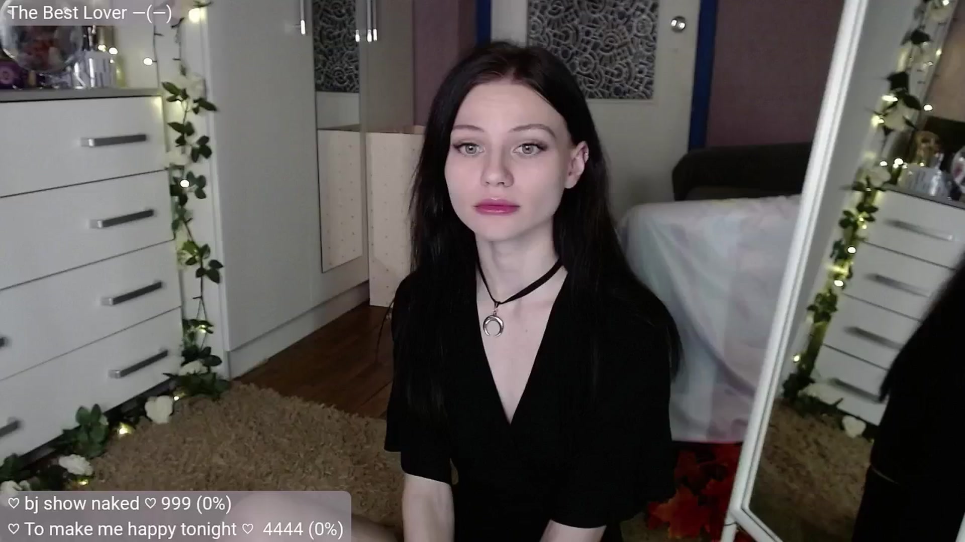 Gallery image thumbnail from JellyFox's myfreecams stream on, 10/21/2024, 02:55 image 11 of 20