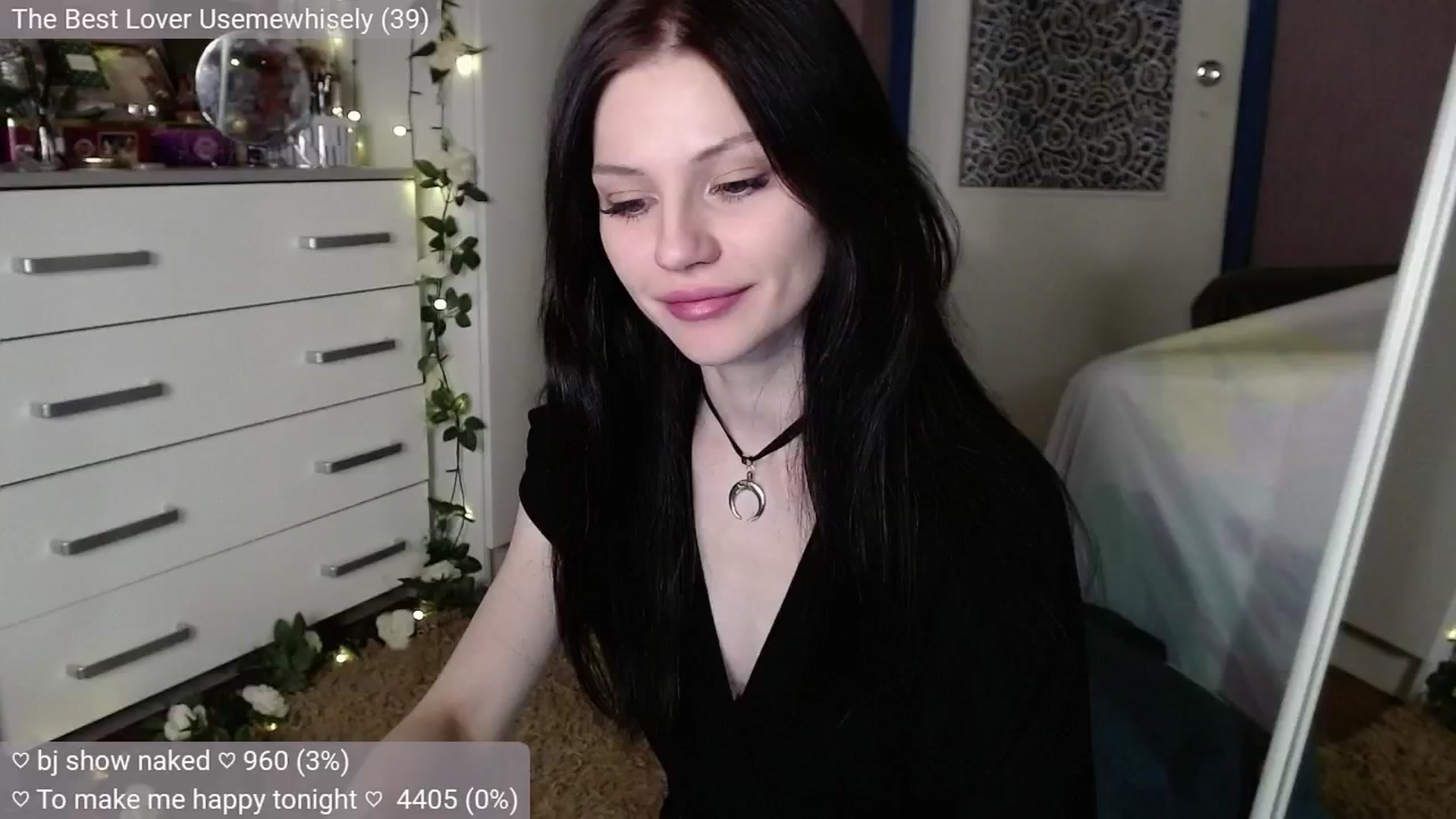 Gallery image thumbnail from JellyFox's myfreecams stream on, 10/21/2024, 04:21 image 8 of 20