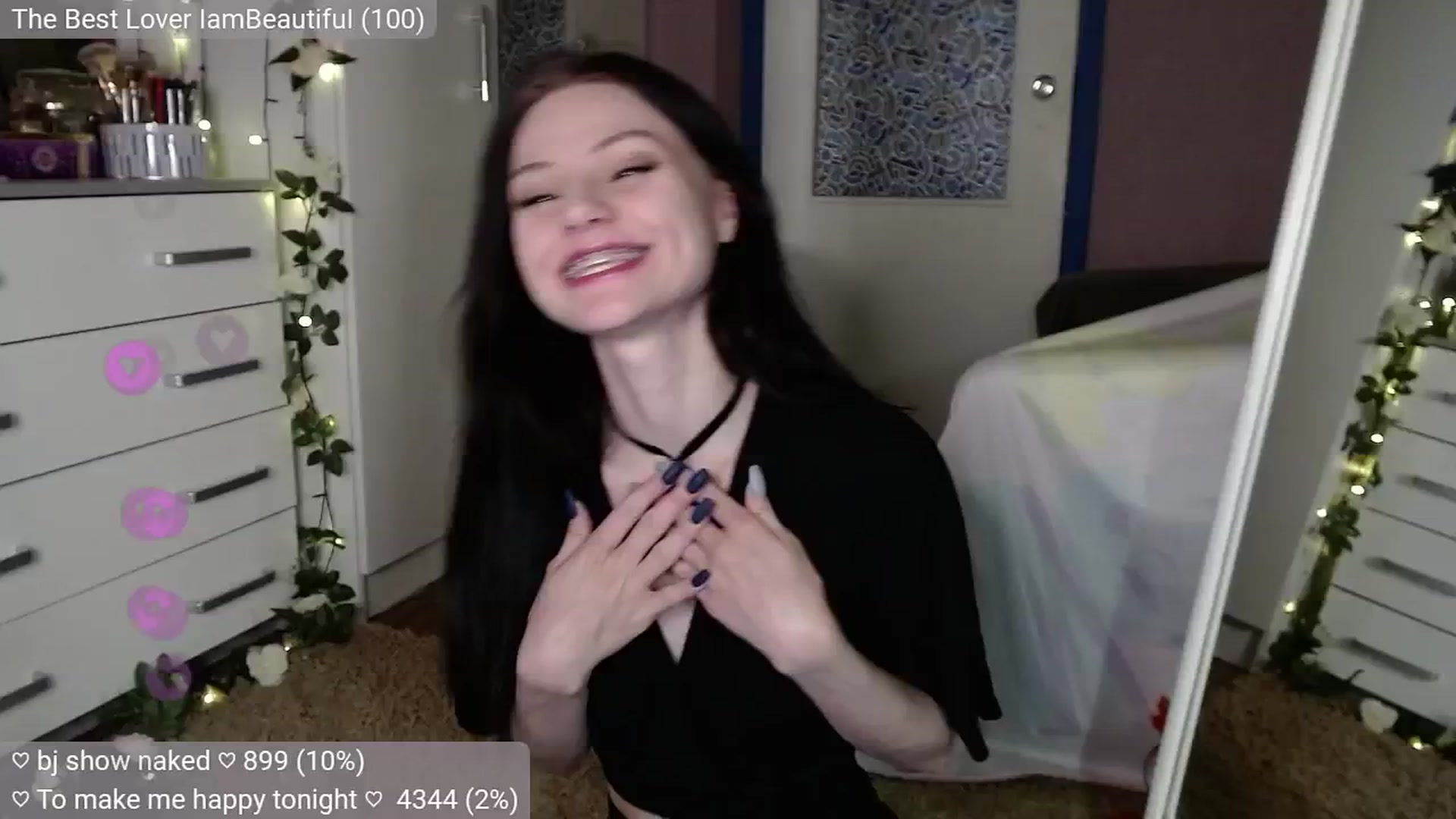 Gallery image thumbnail from JellyFox's myfreecams stream on, 10/21/2024, 07:14 image 15 of 20