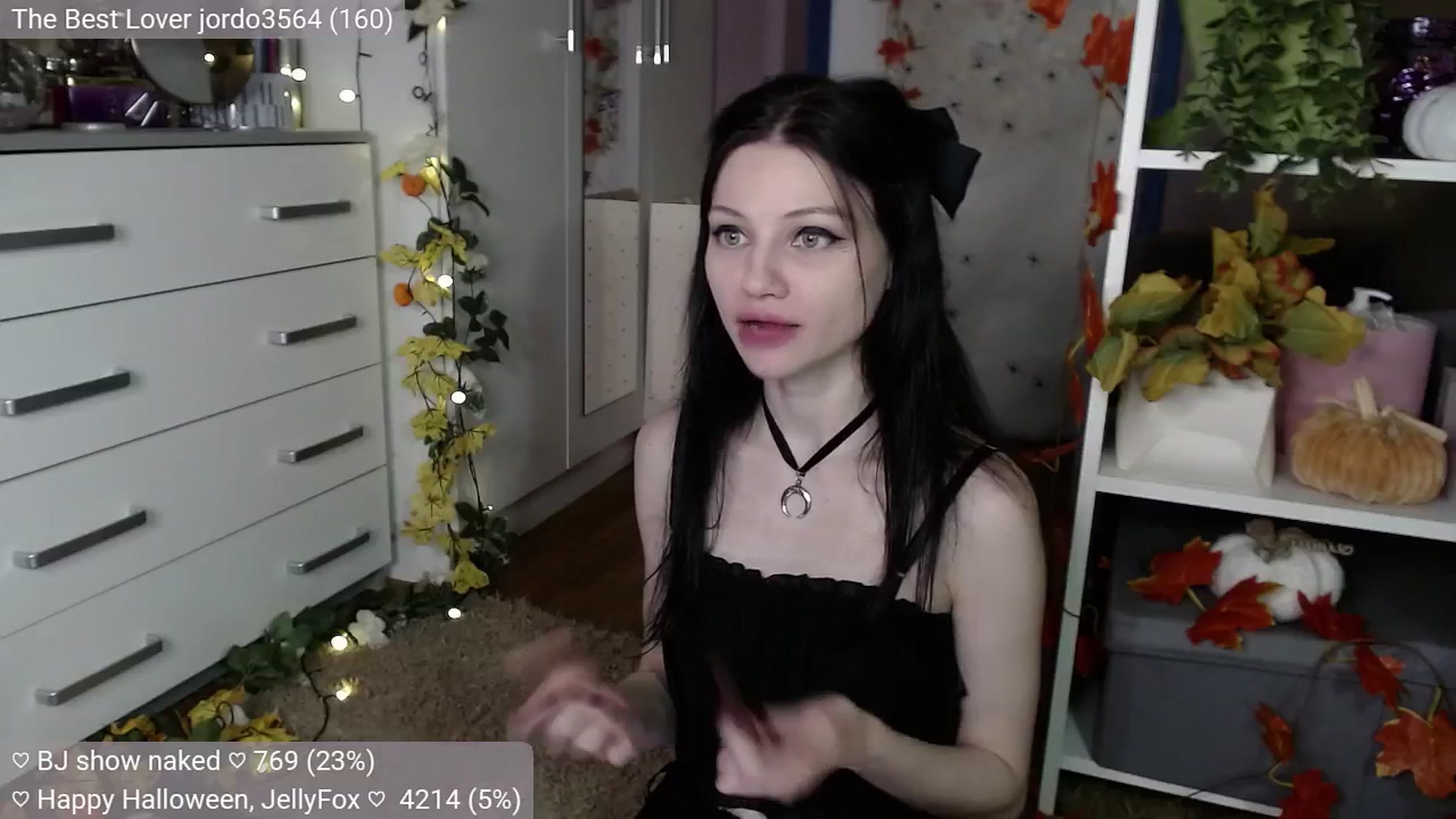 Gallery image thumbnail from JellyFox's myfreecams stream on, 11/01/2024, 07:26 image 13 of 20